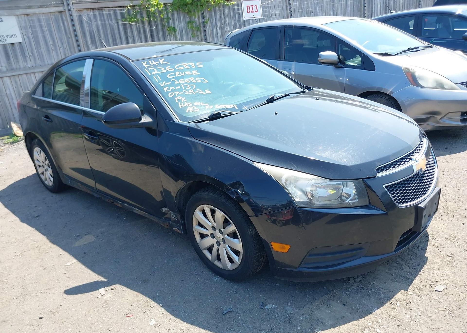 2011 CHEVROLET CRUZE LT