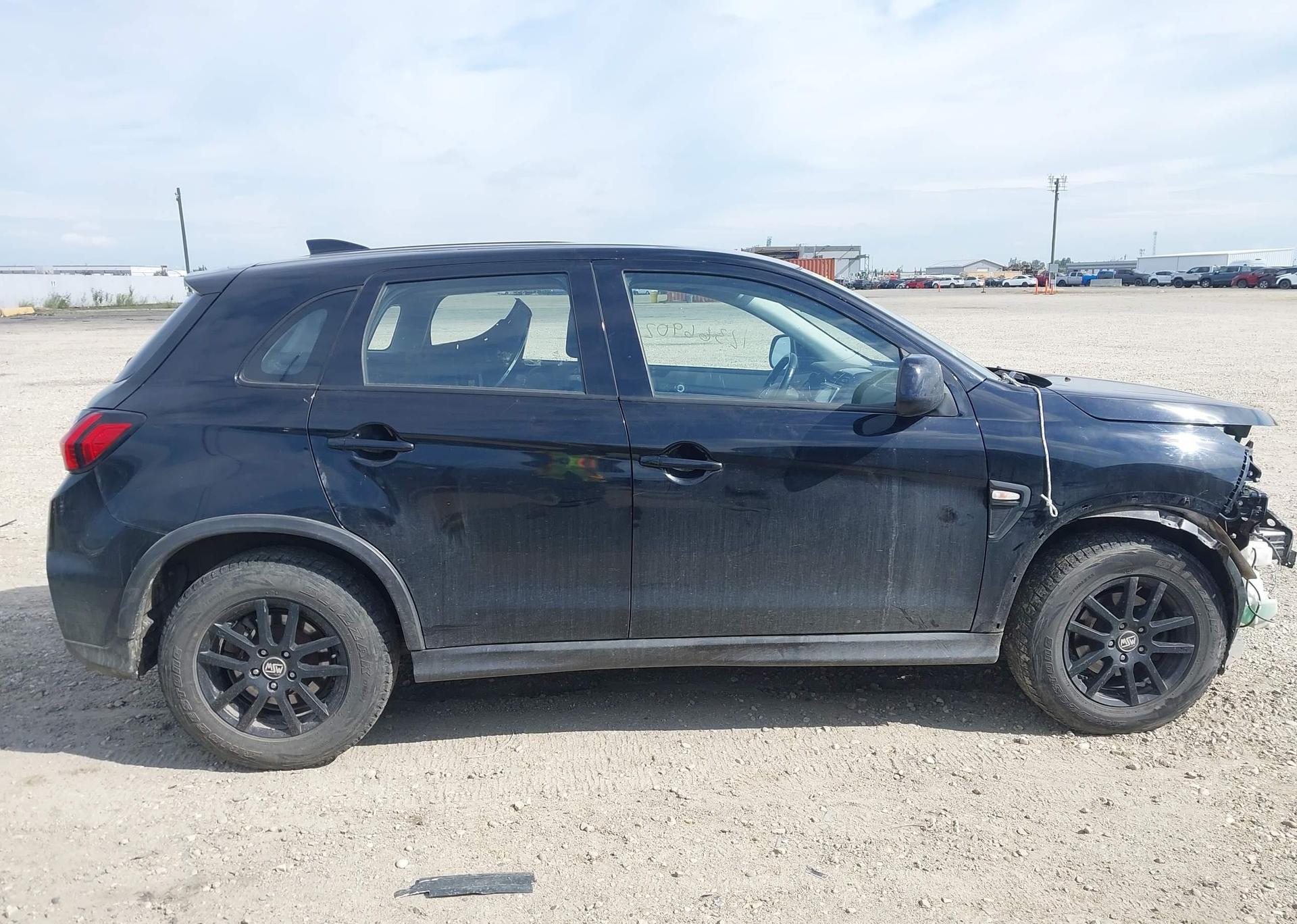2020 MITSUBISHI RVR ES
