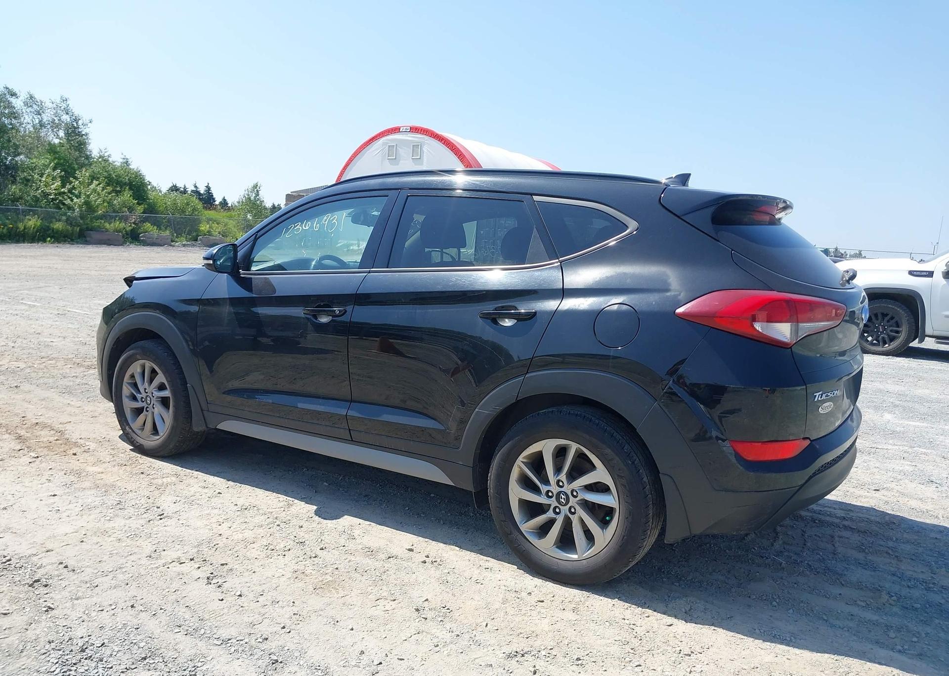 2018 HYUNDAI TUCSON SE 2.0L