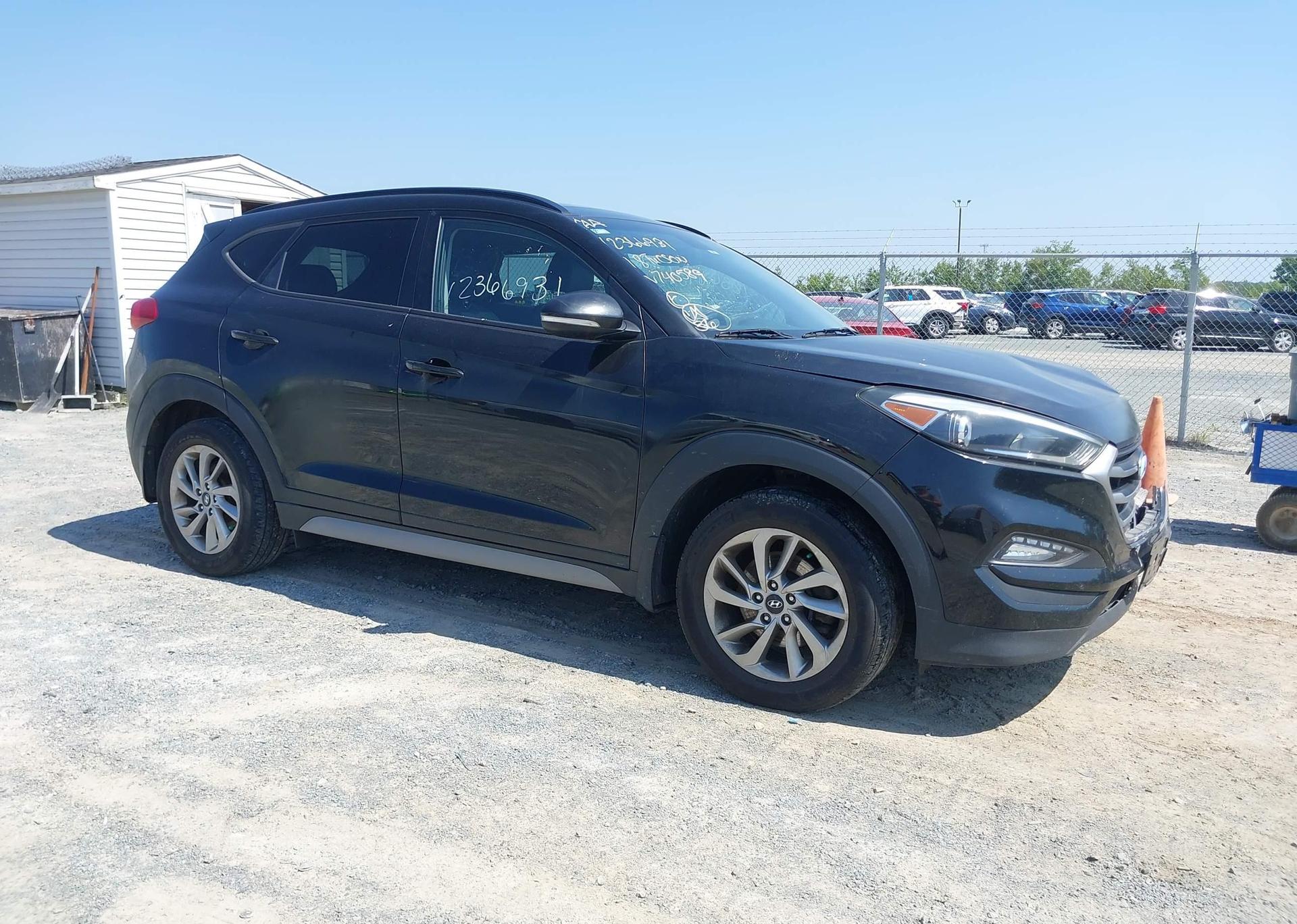 2018 HYUNDAI TUCSON SE 2.0L