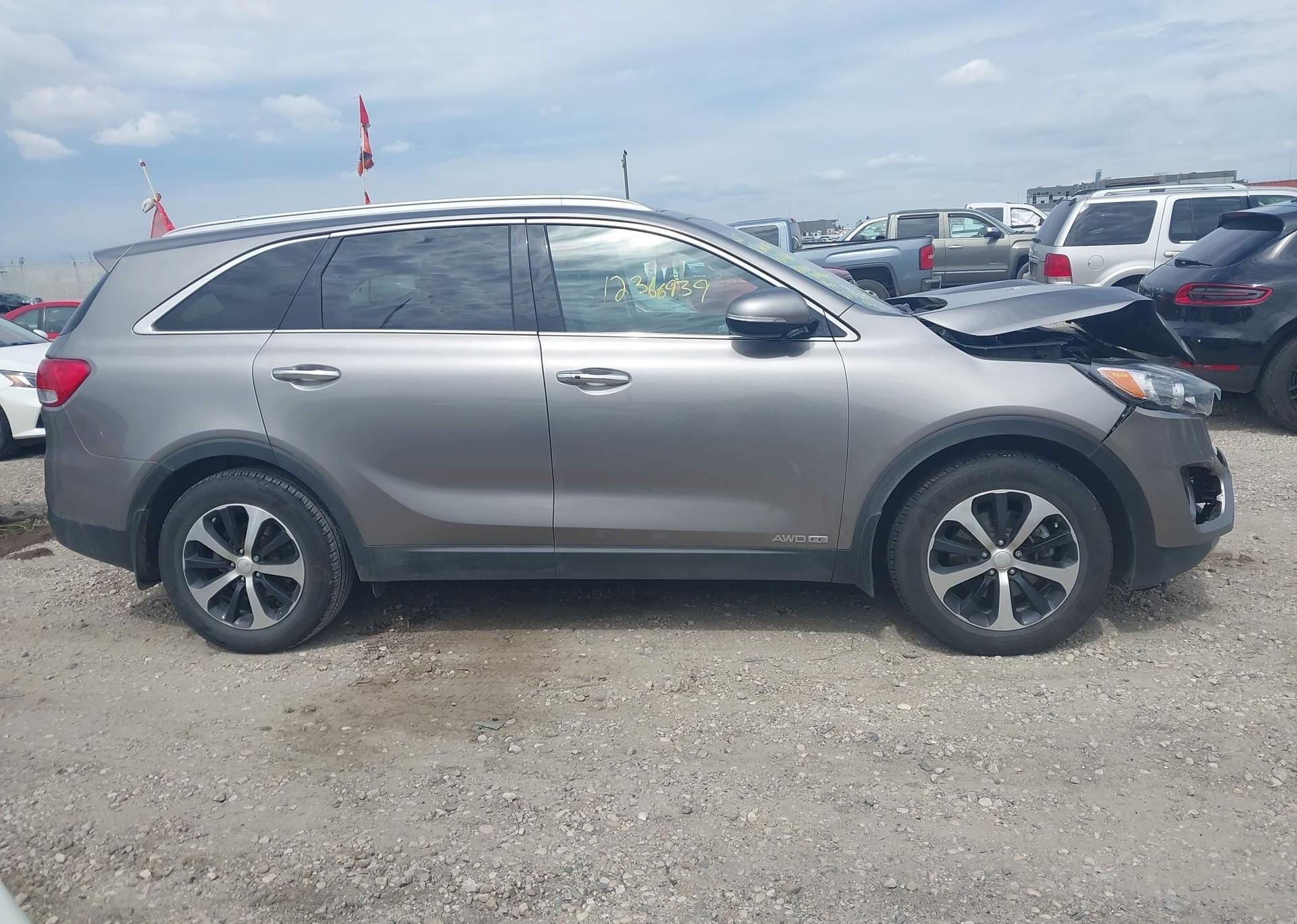 2018 KIA SORENTO EX