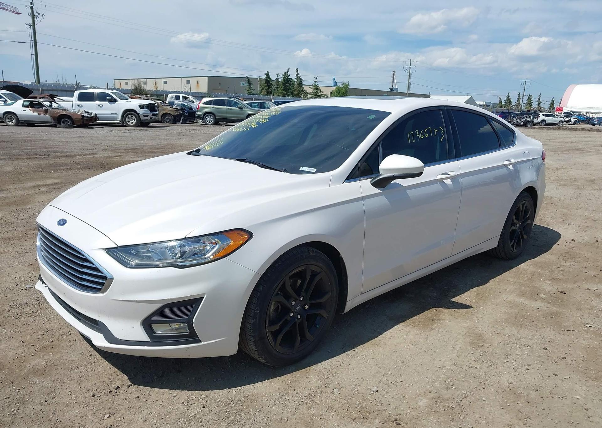 2019 FORD FUSION SE