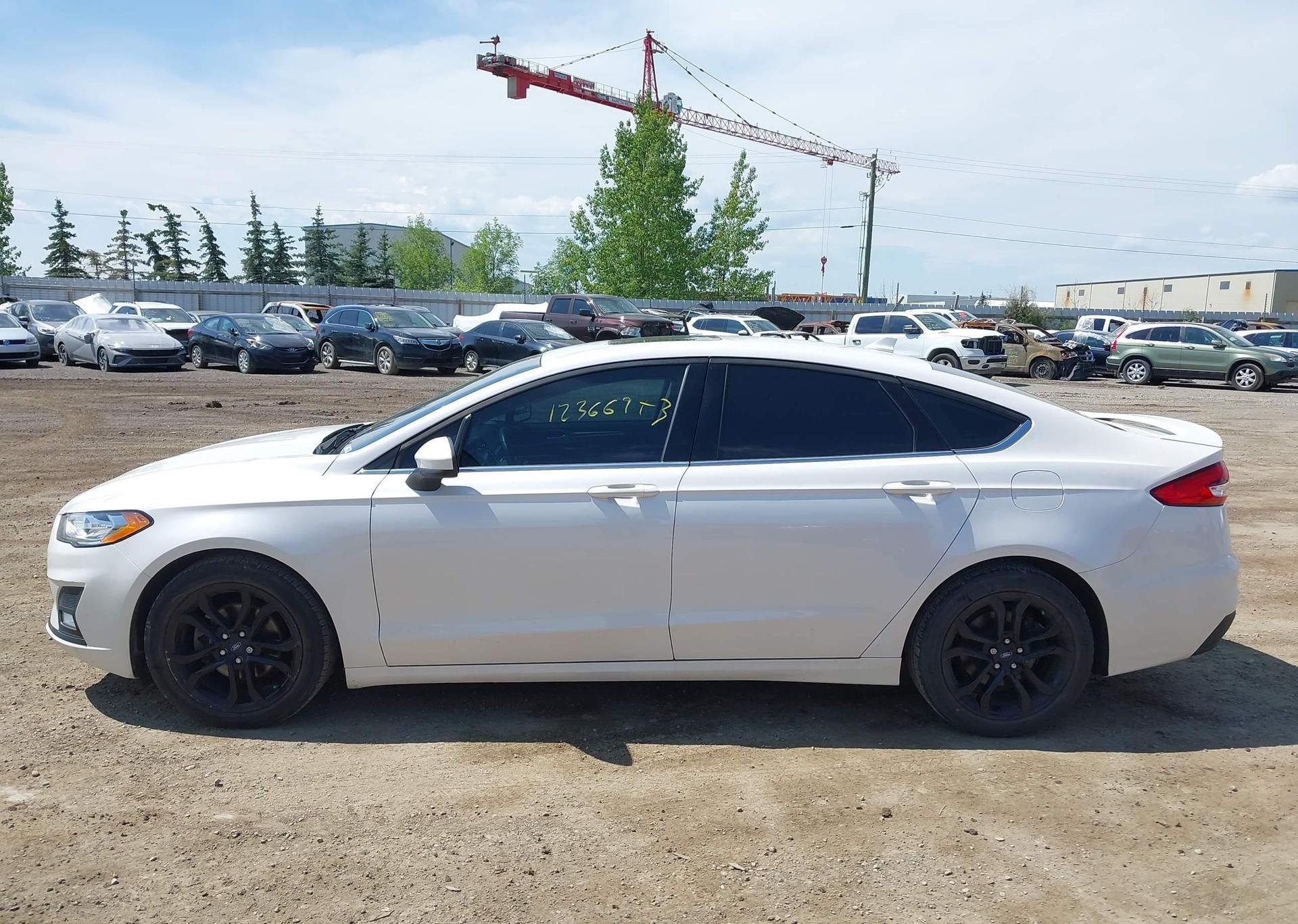 2019 FORD FUSION SE