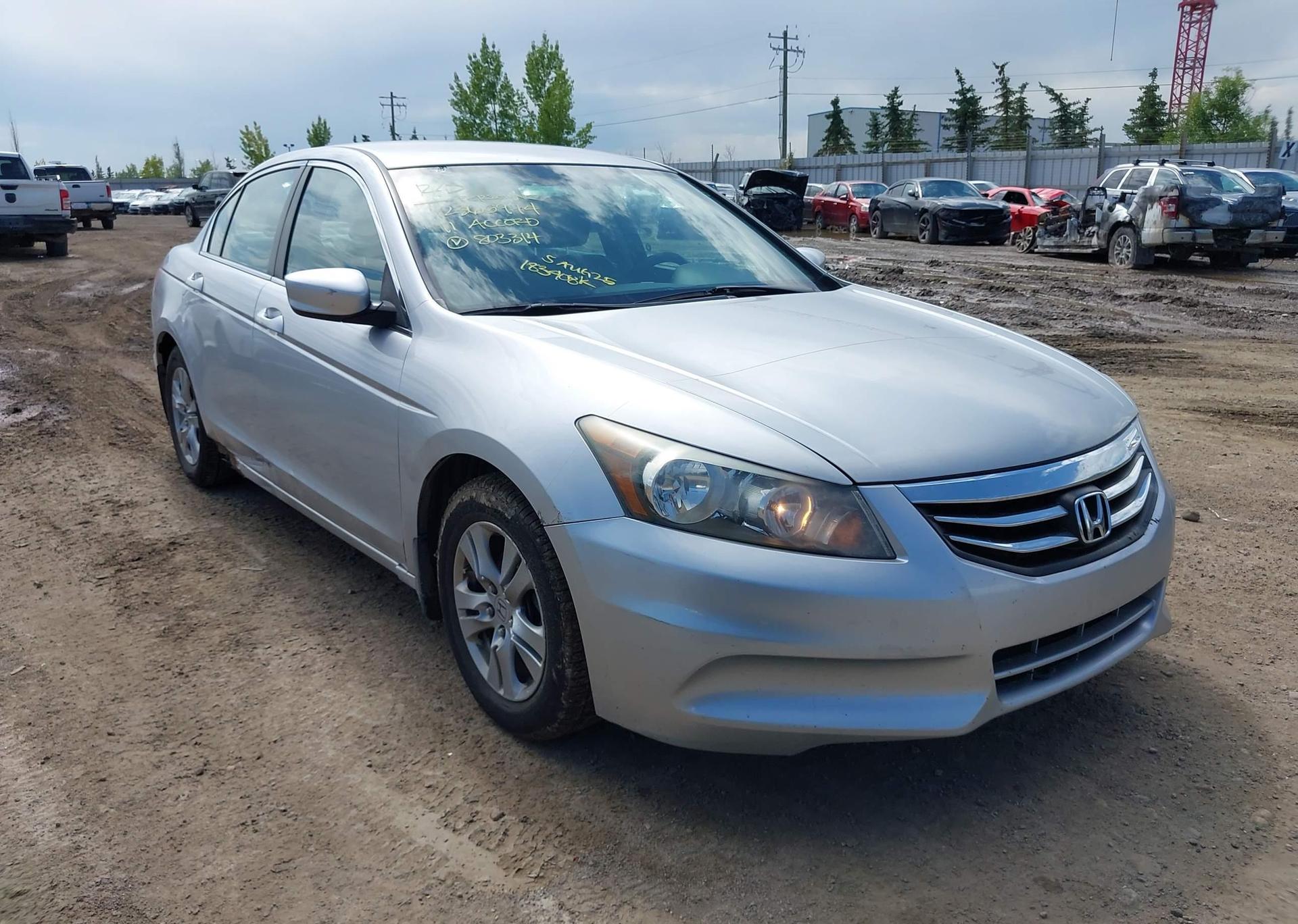 2011 HONDA ACCORD SE