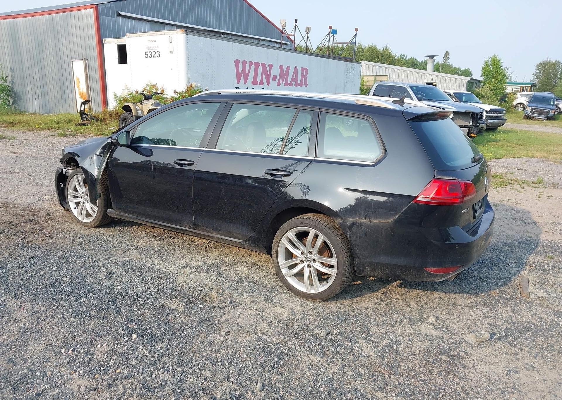 2016 VOLKSWAGEN GOLF SPORTWAGON 1.8 TSI COMFORTLINE
