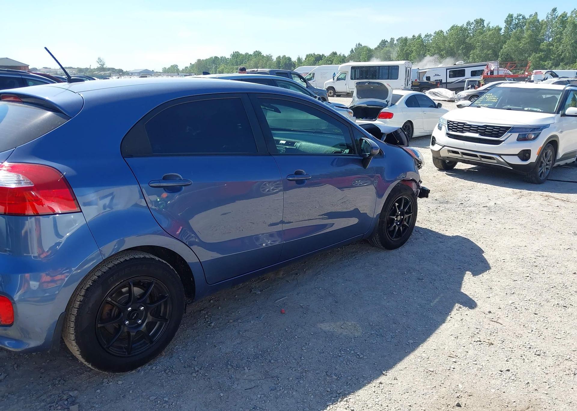 2016 KIA RIO LX