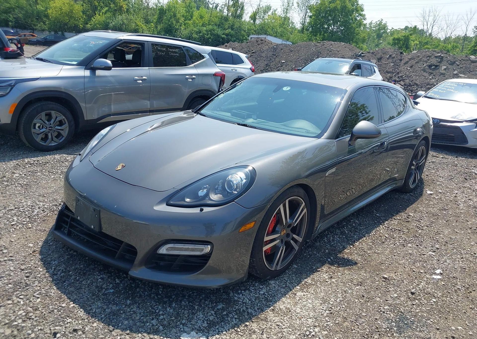 2013 PORSCHE PANAMERA GTS