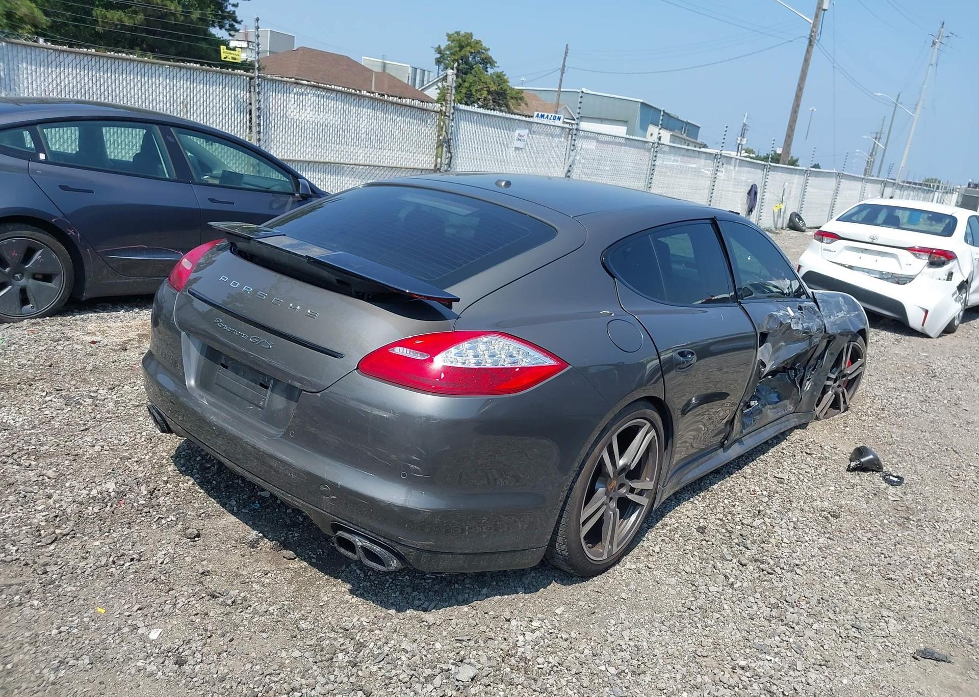 2013 PORSCHE PANAMERA GTS
