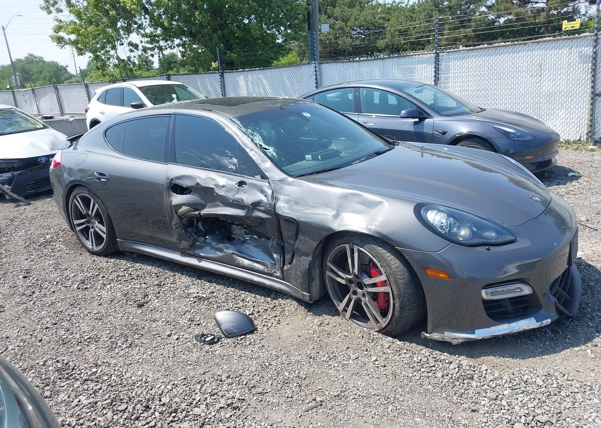 2013 PORSCHE PANAMERA GTS