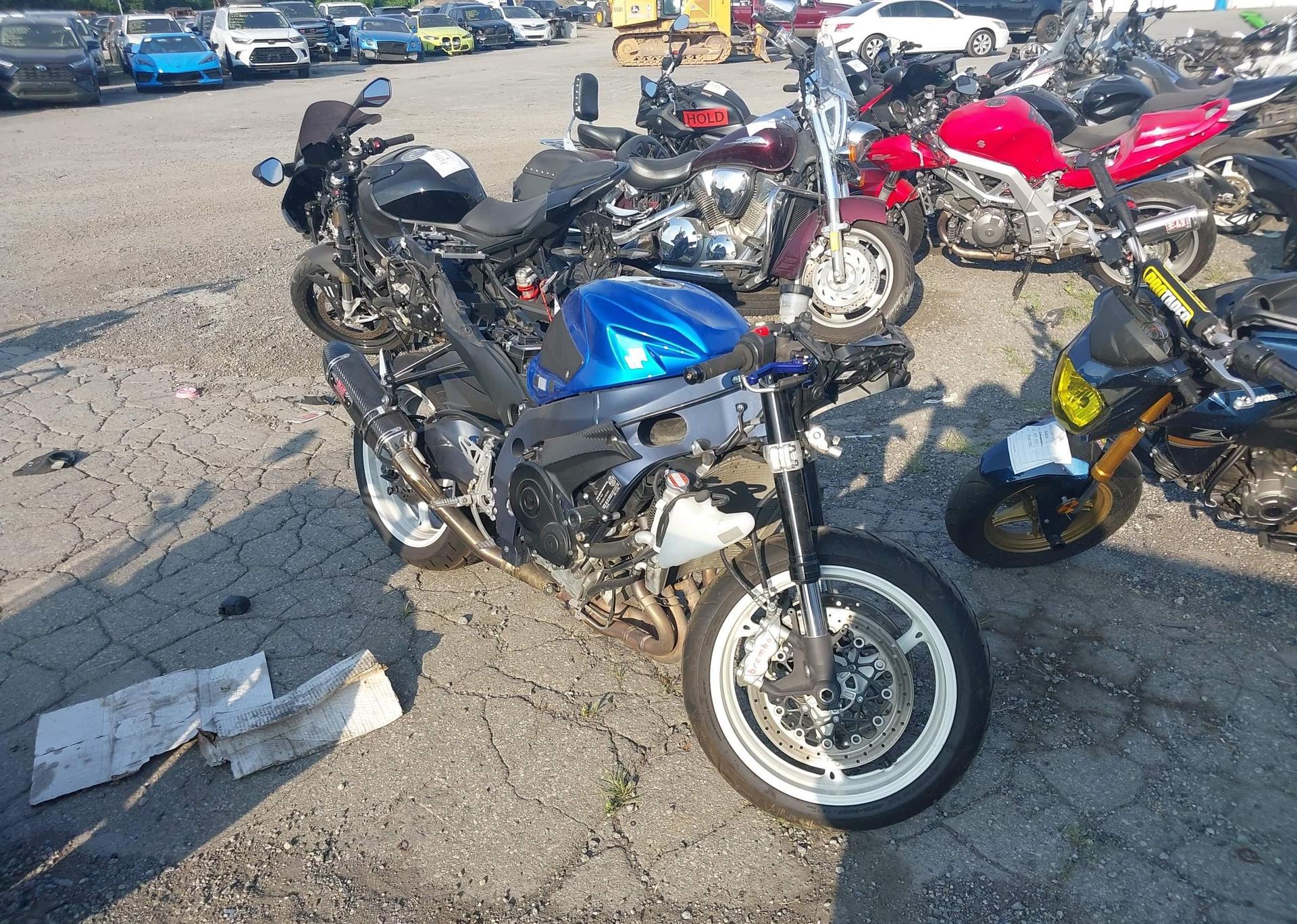 2011 SUZUKI GSX-R600
