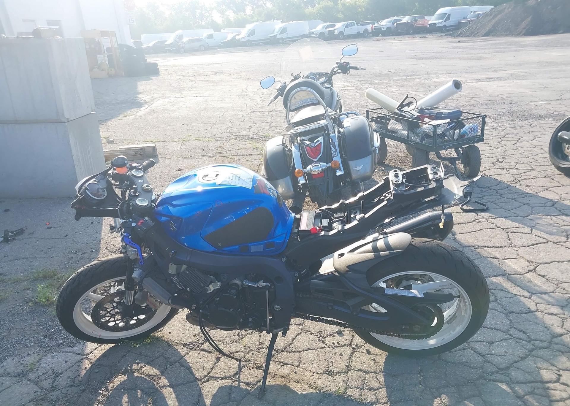 2011 SUZUKI GSX-R600