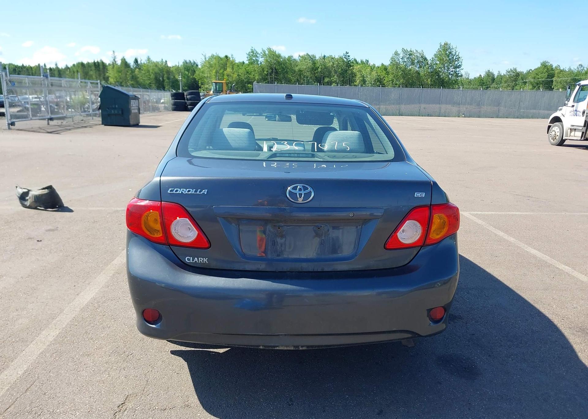 2009 TOYOTA COROLLA S
