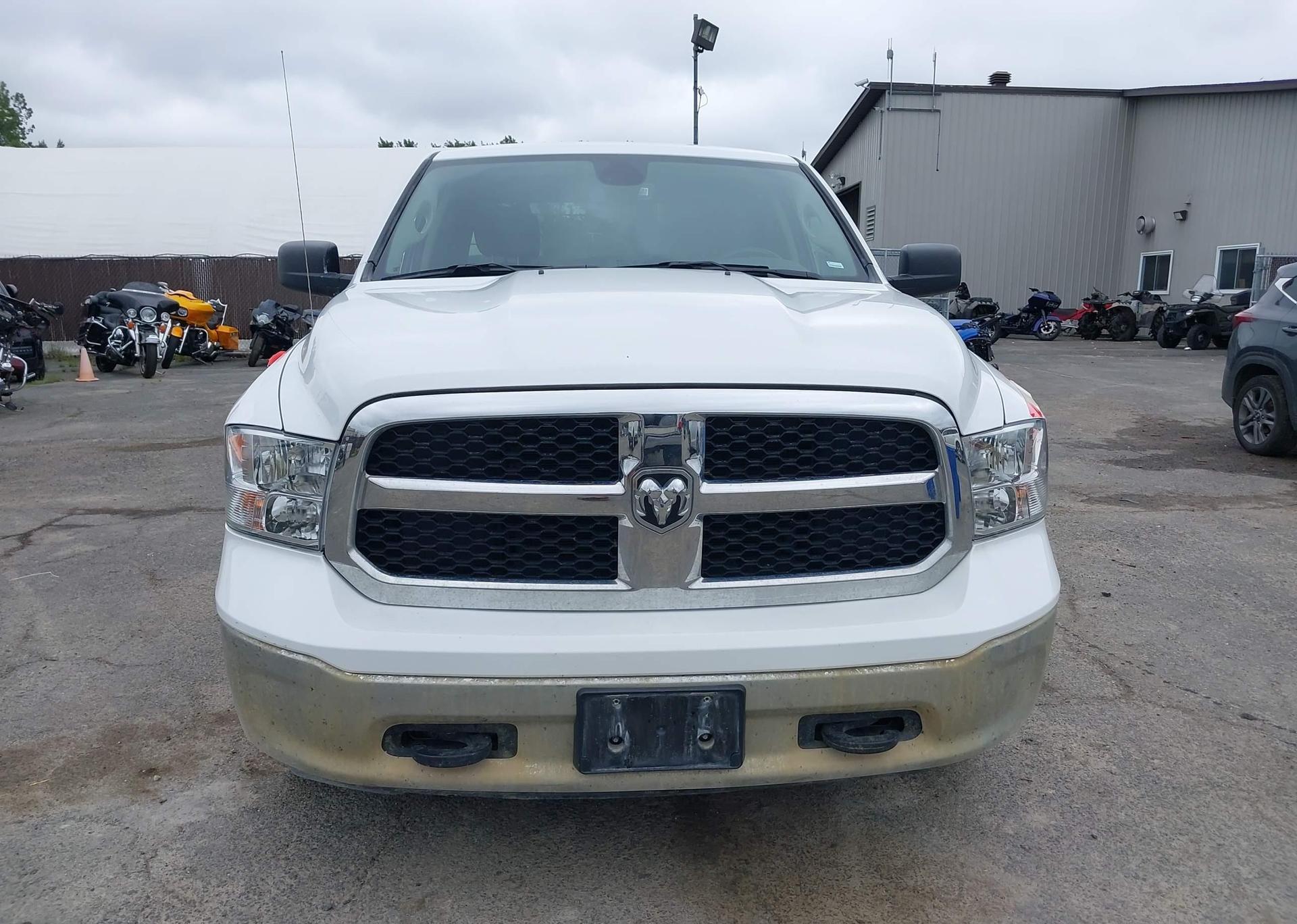 2023 RAM 1500 CLASSIC SLT