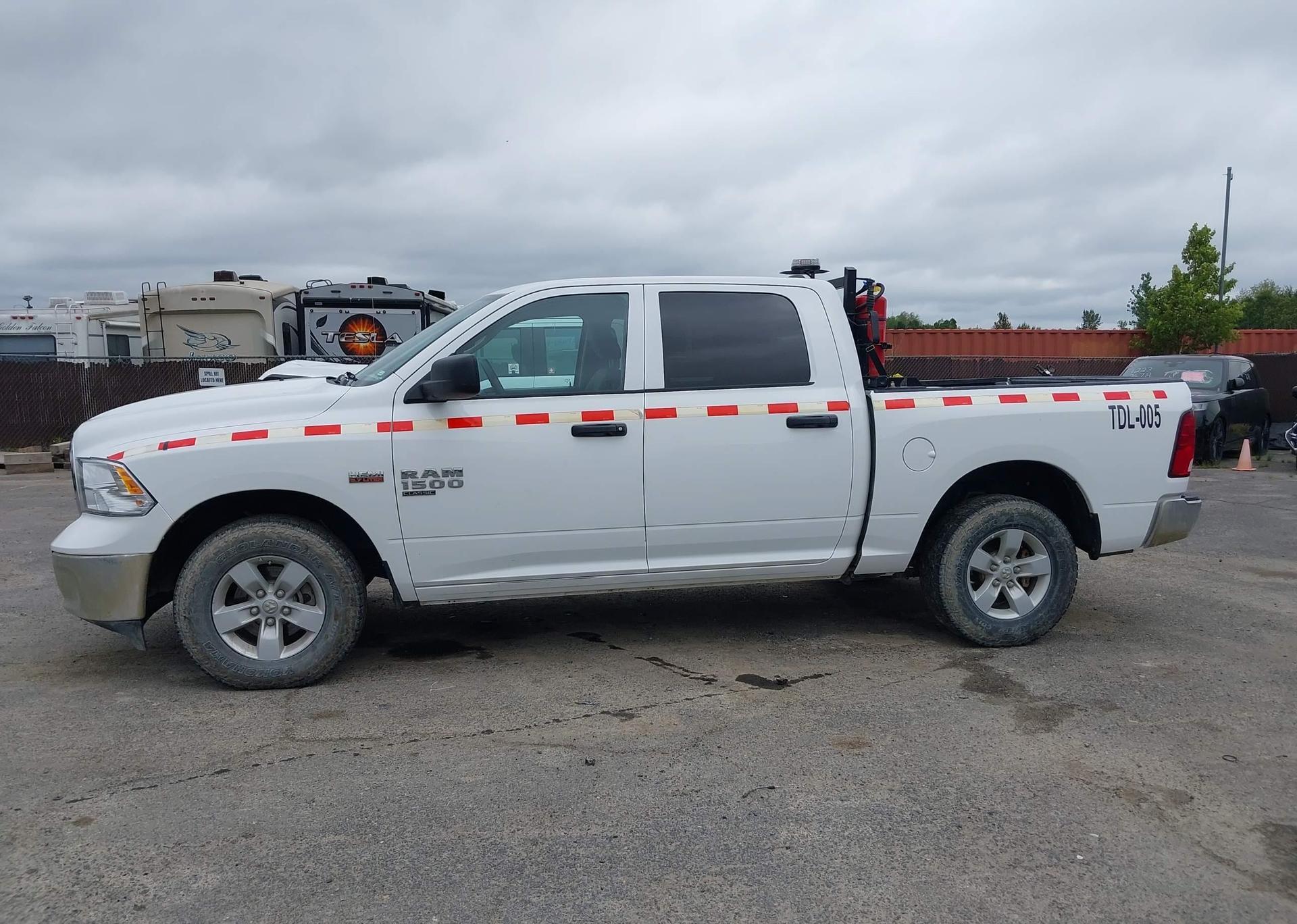 2023 RAM 1500 CLASSIC SLT