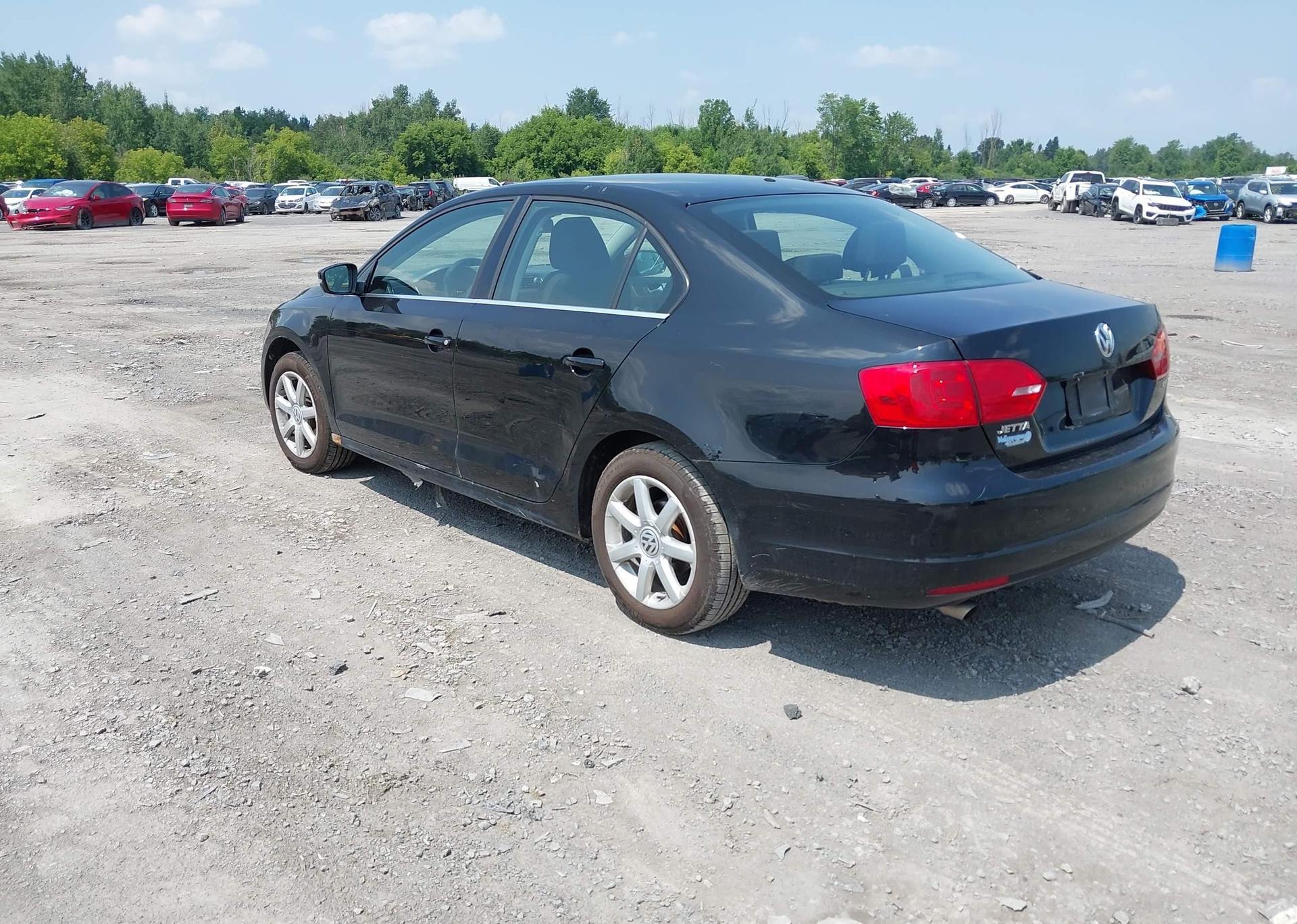 2014 VOLKSWAGEN JETTA SE