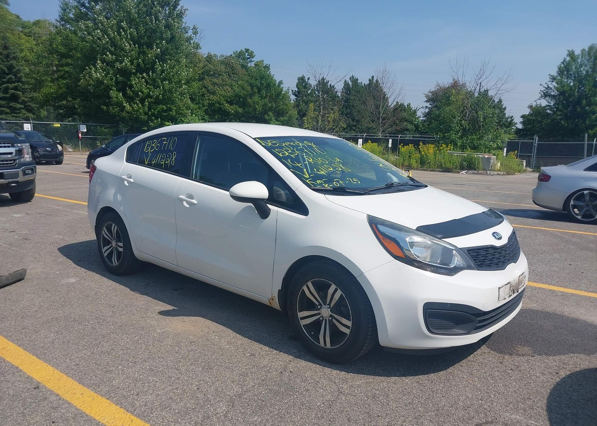 2014 KIA RIO LX
