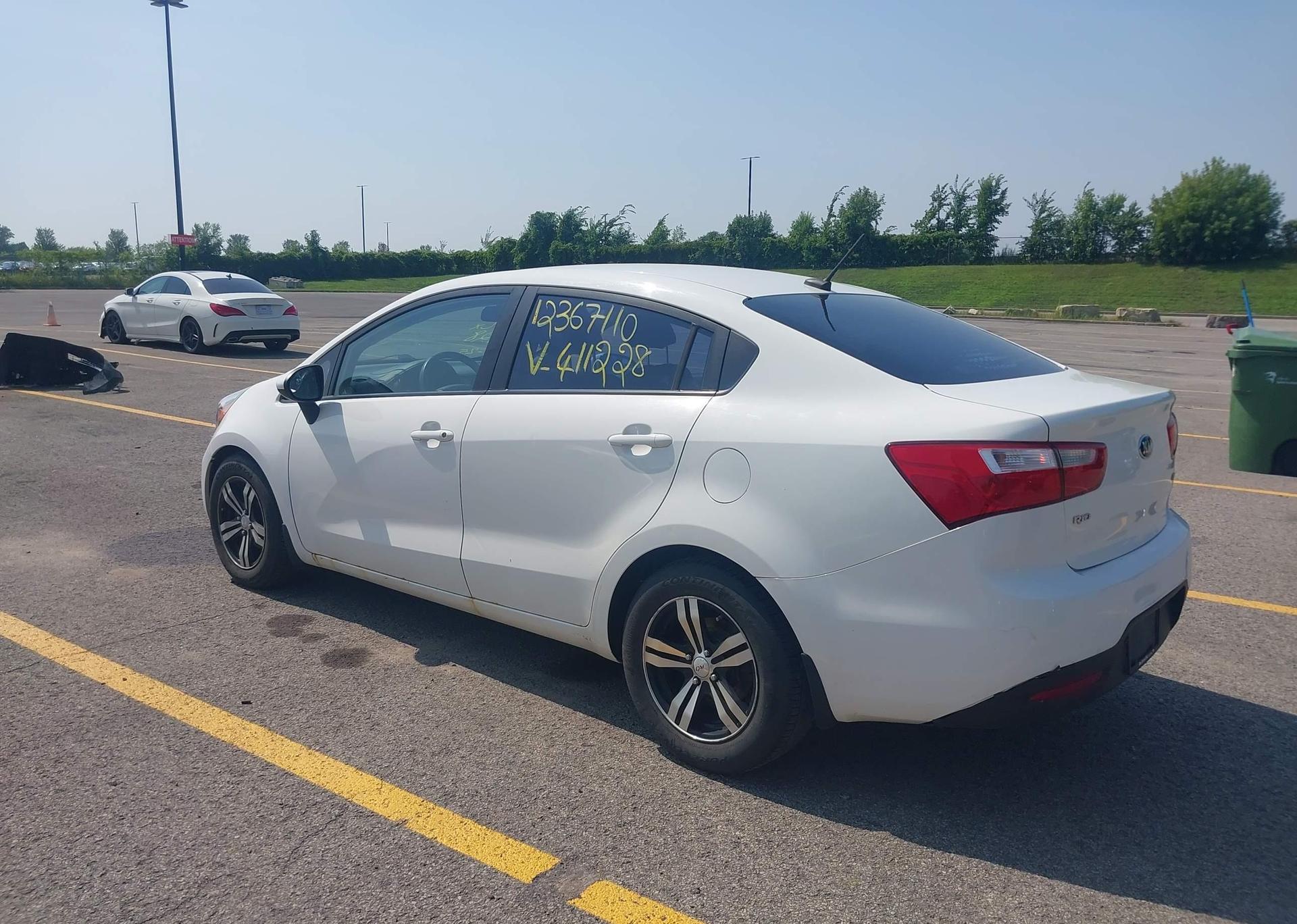 2014 KIA RIO LX