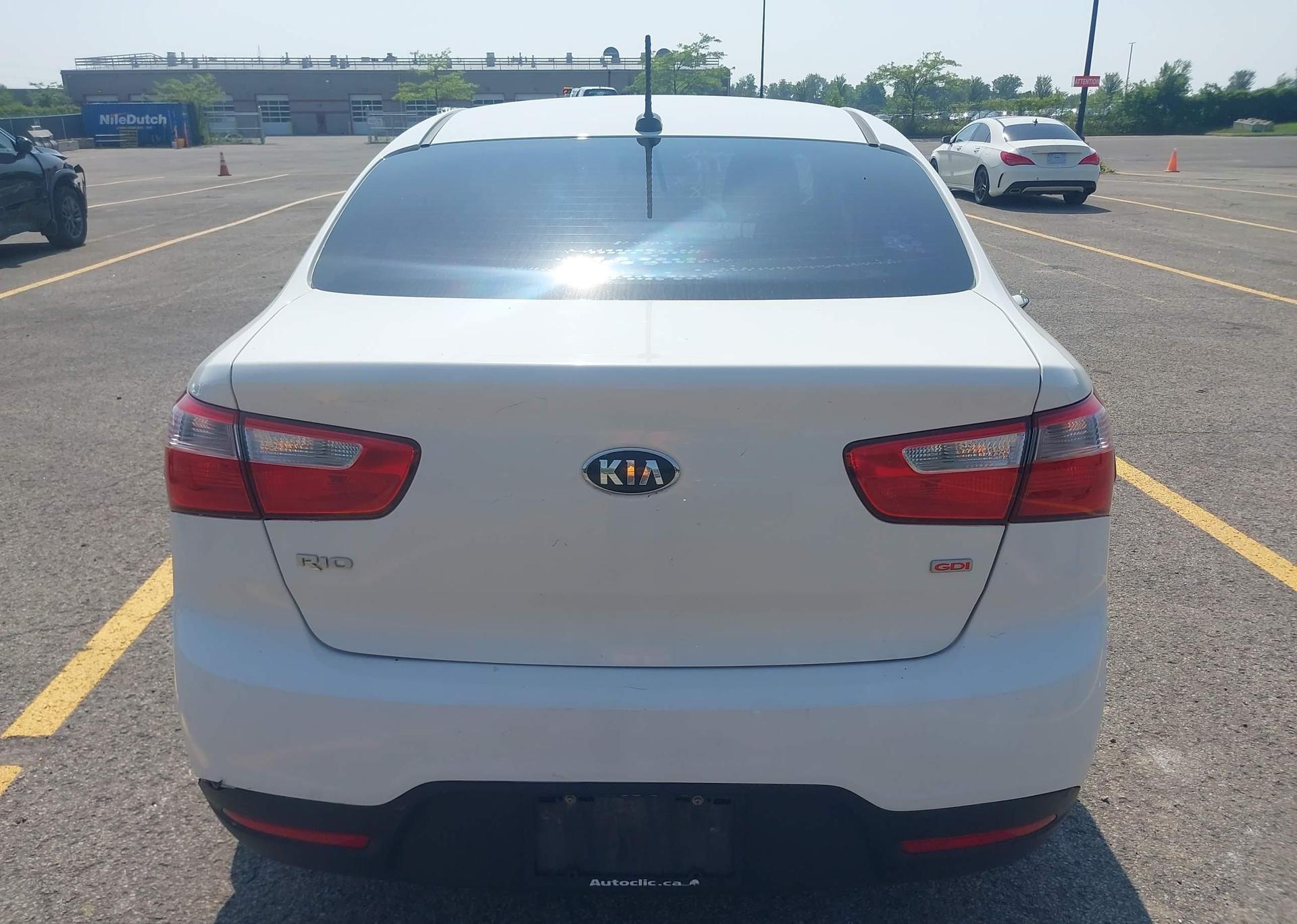 2014 KIA RIO LX