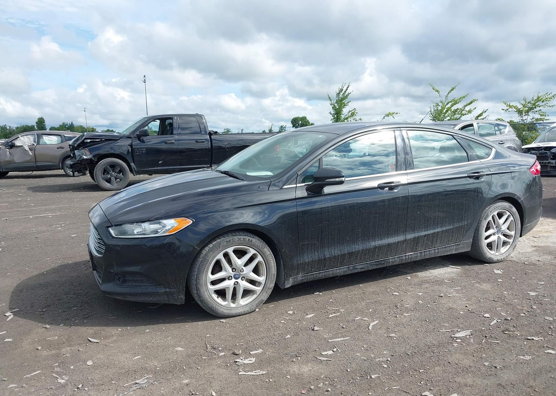 2015 FORD FUSION SE