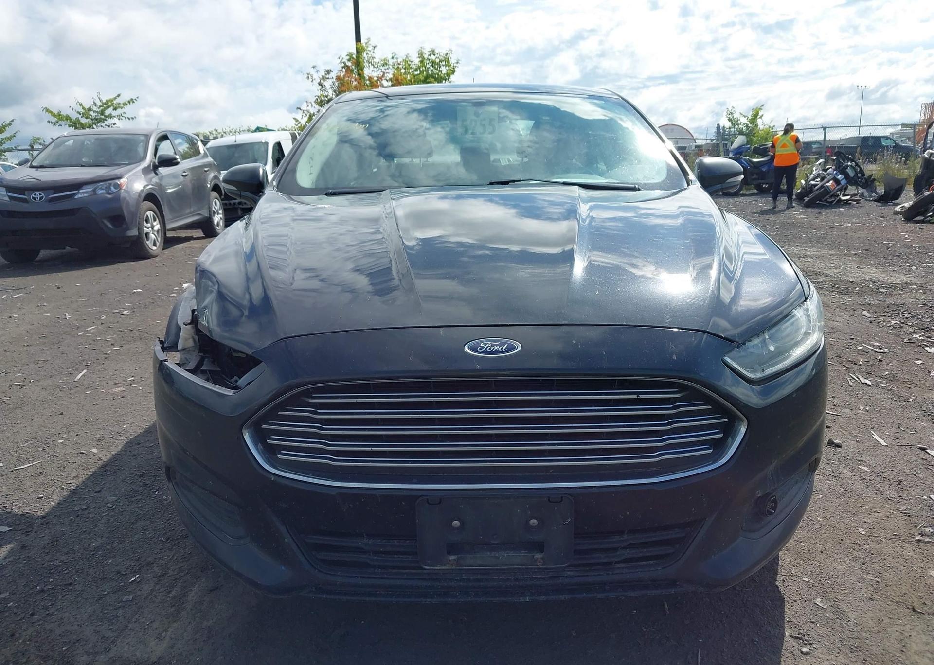 2015 FORD FUSION SE
