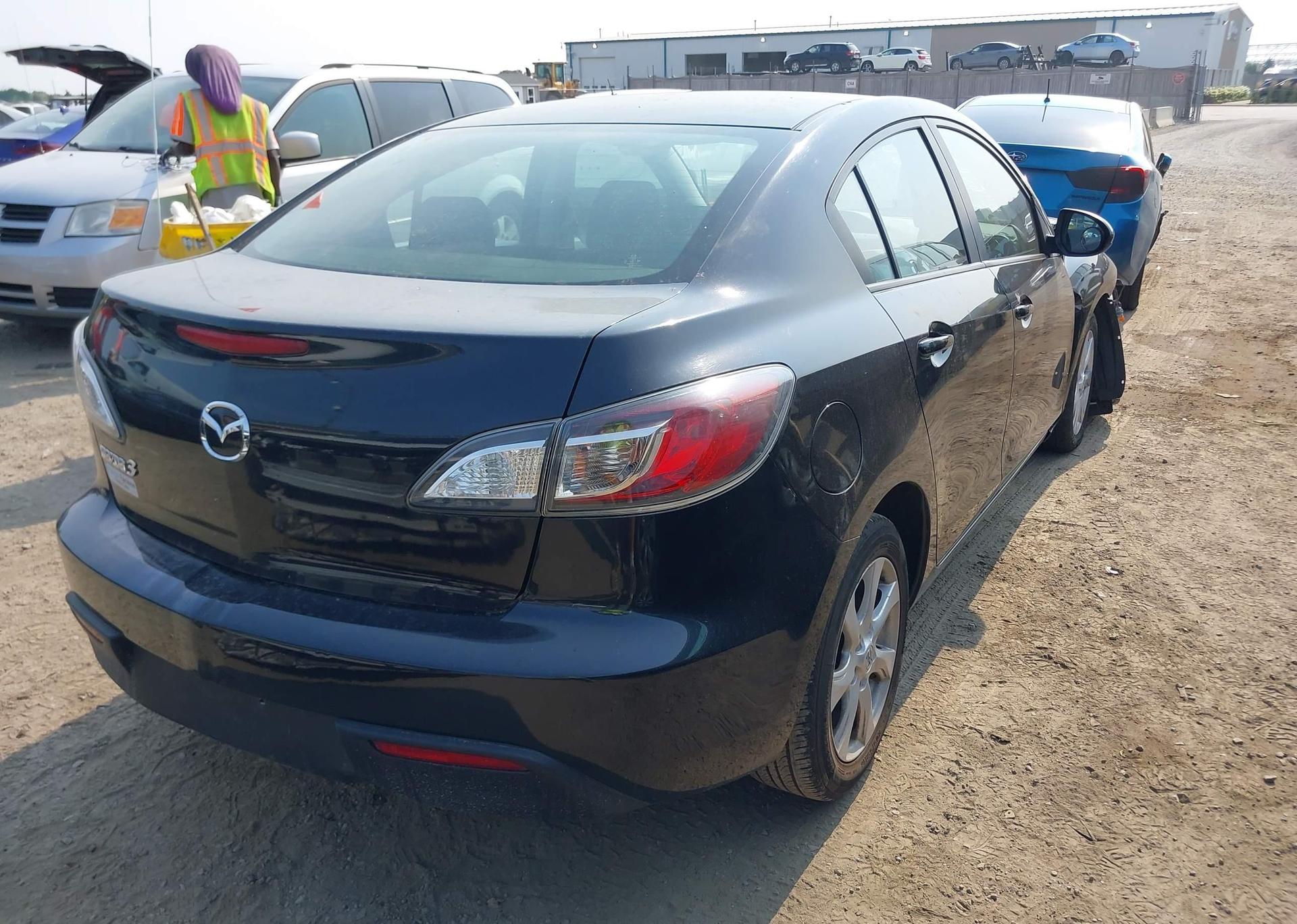 2011 MAZDA MAZDA3 GX