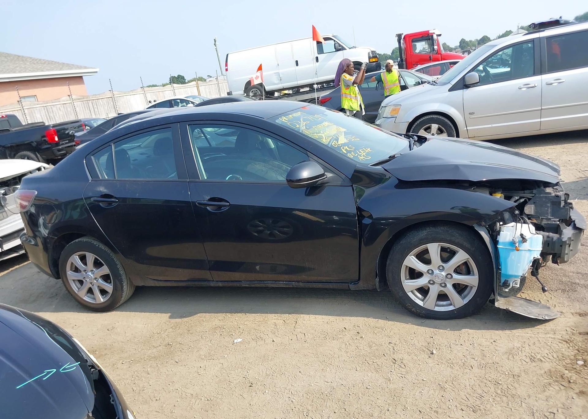 2011 MAZDA MAZDA3 GX
