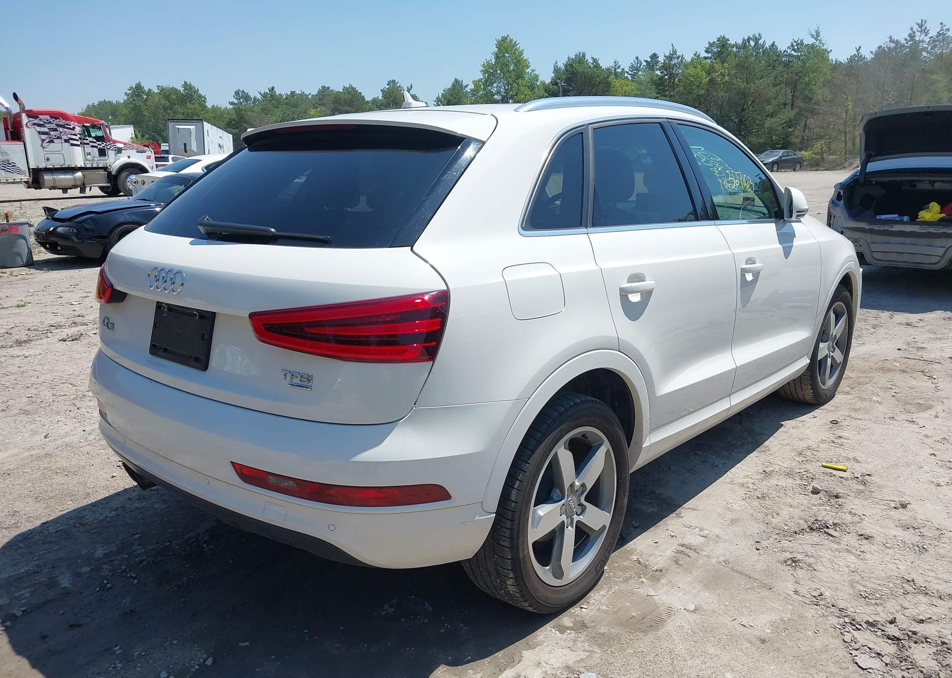2015 AUDI Q3 2.0T PROGRESSIV