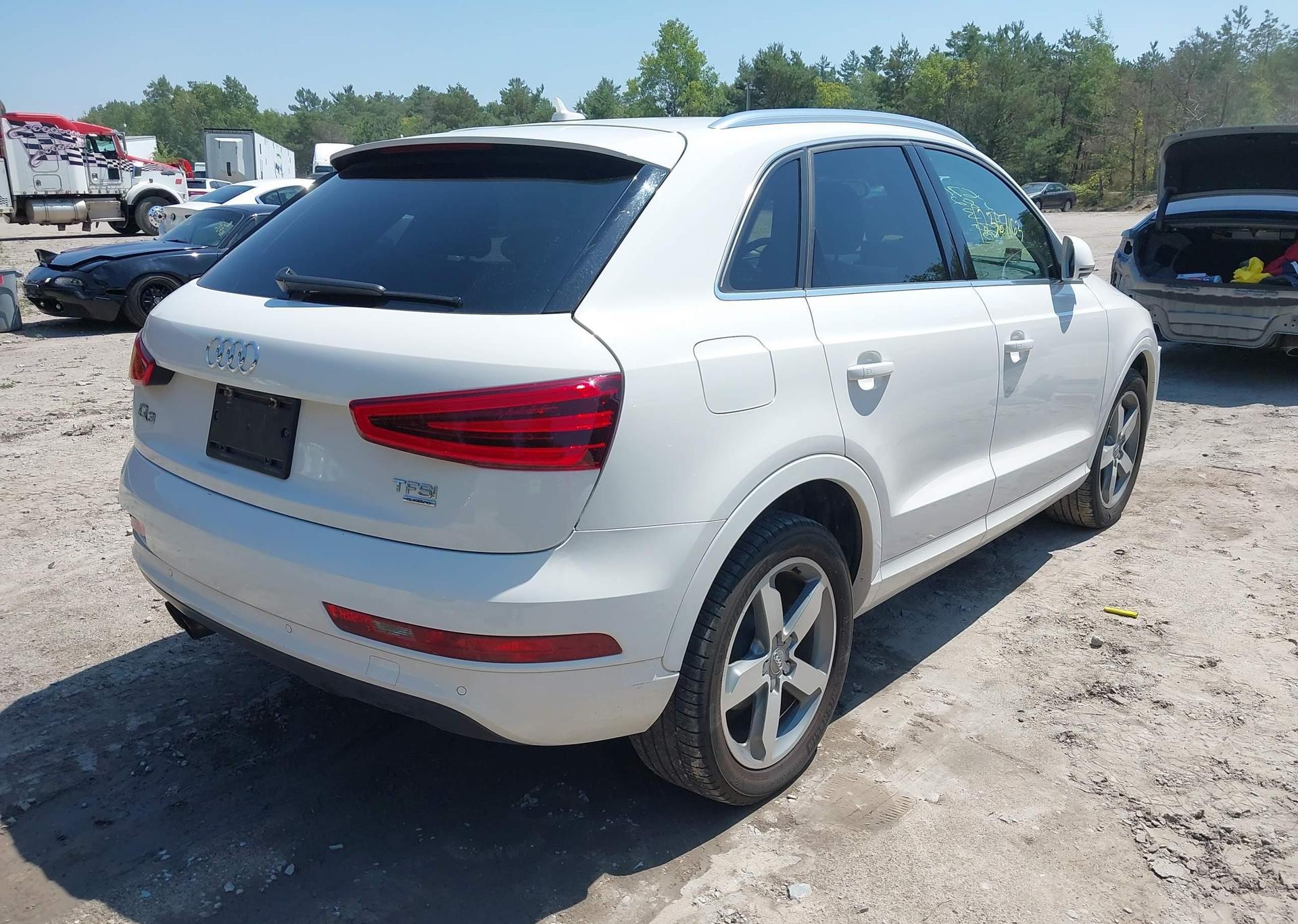 2015 AUDI Q3 2.0T PROGRESSIV