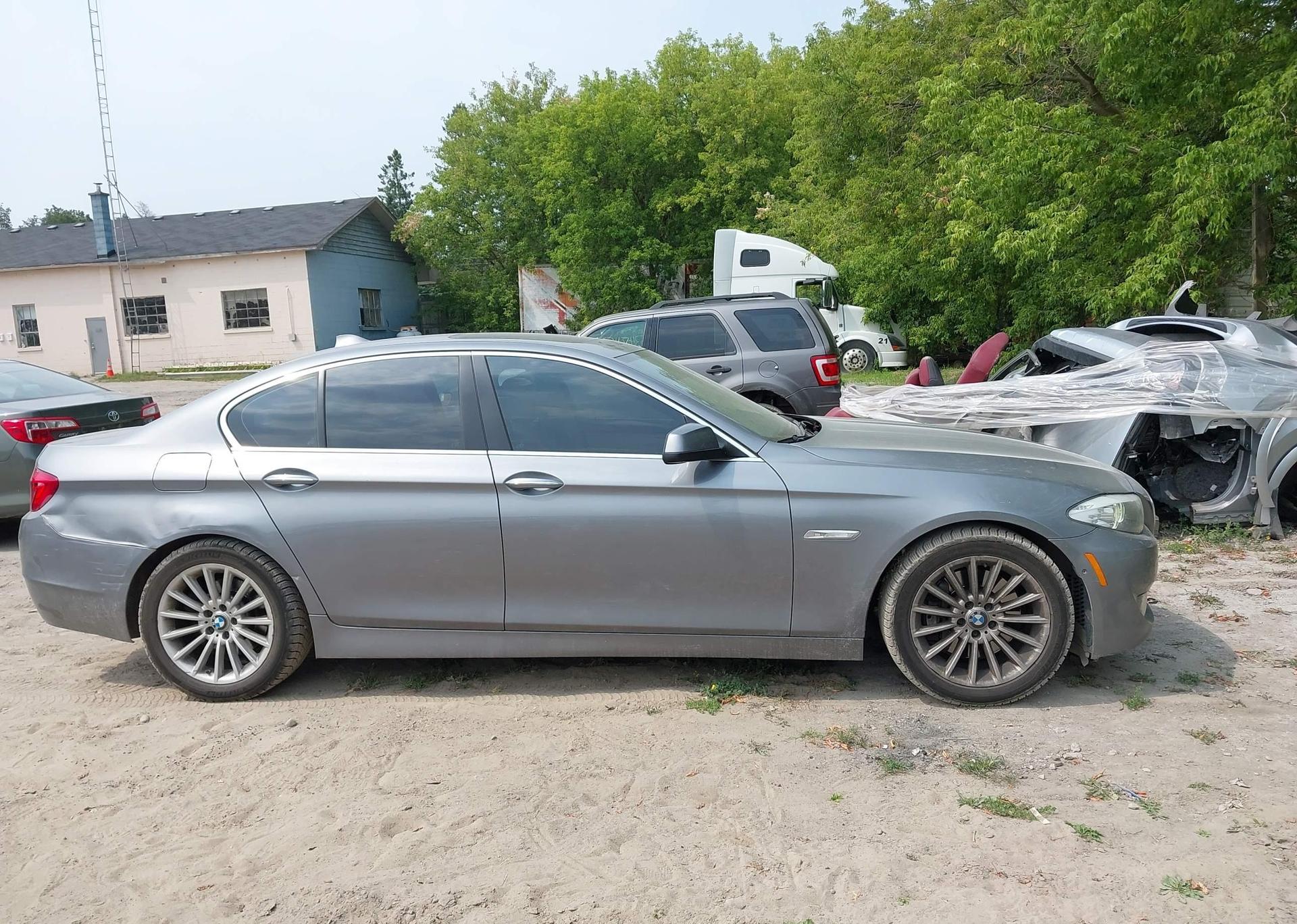 2011 BMW 535I