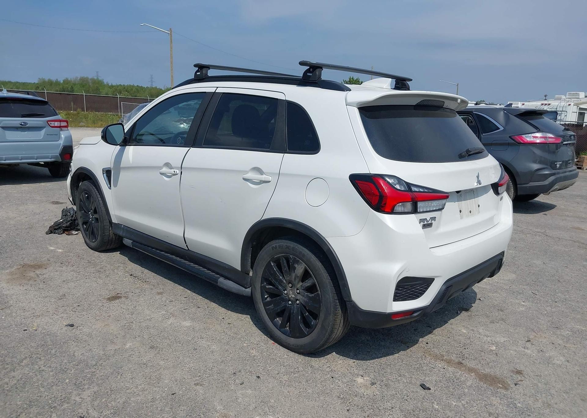 2021 MITSUBISHI RVR