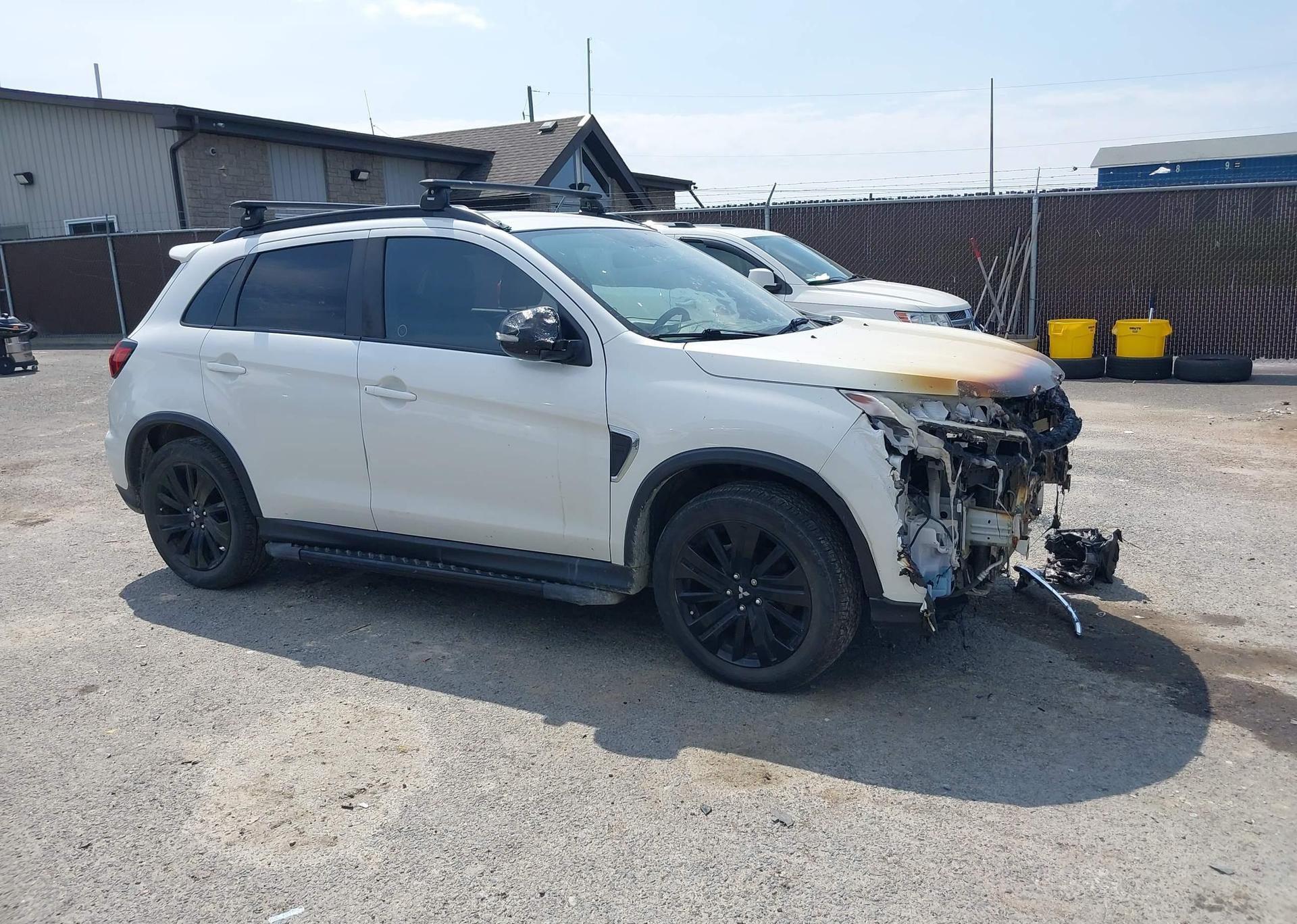 2021 MITSUBISHI RVR