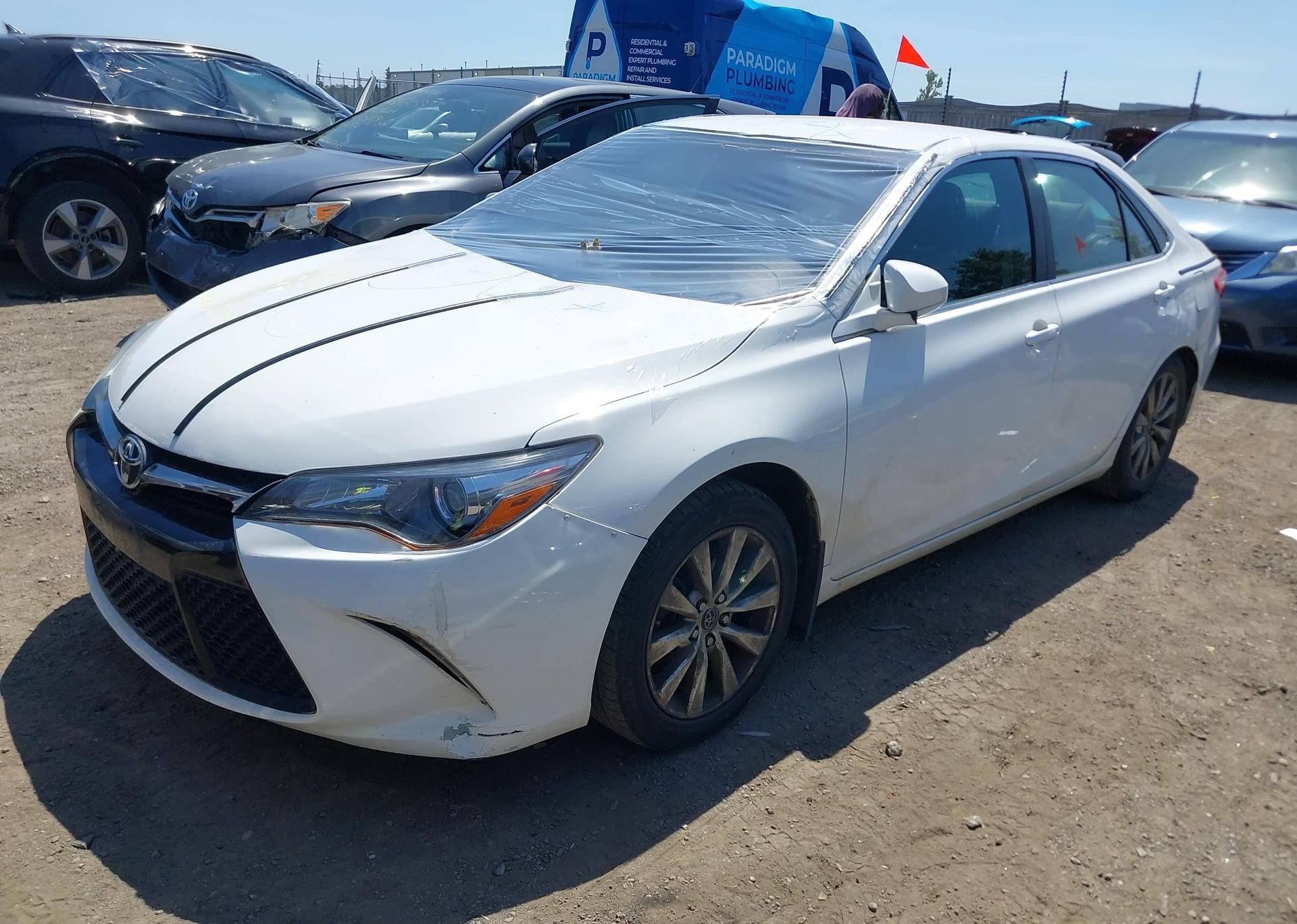 2016 TOYOTA CAMRY HYBRID XLE