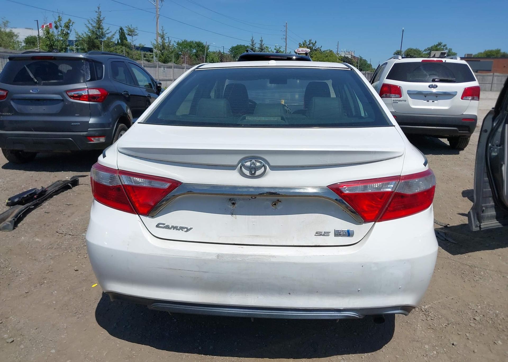 2016 TOYOTA CAMRY HYBRID XLE