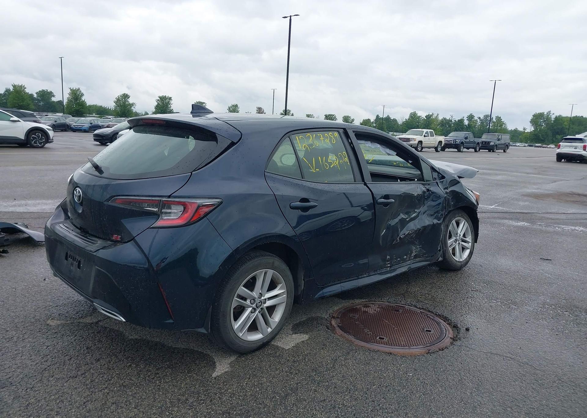 2022 TOYOTA COROLLA SE