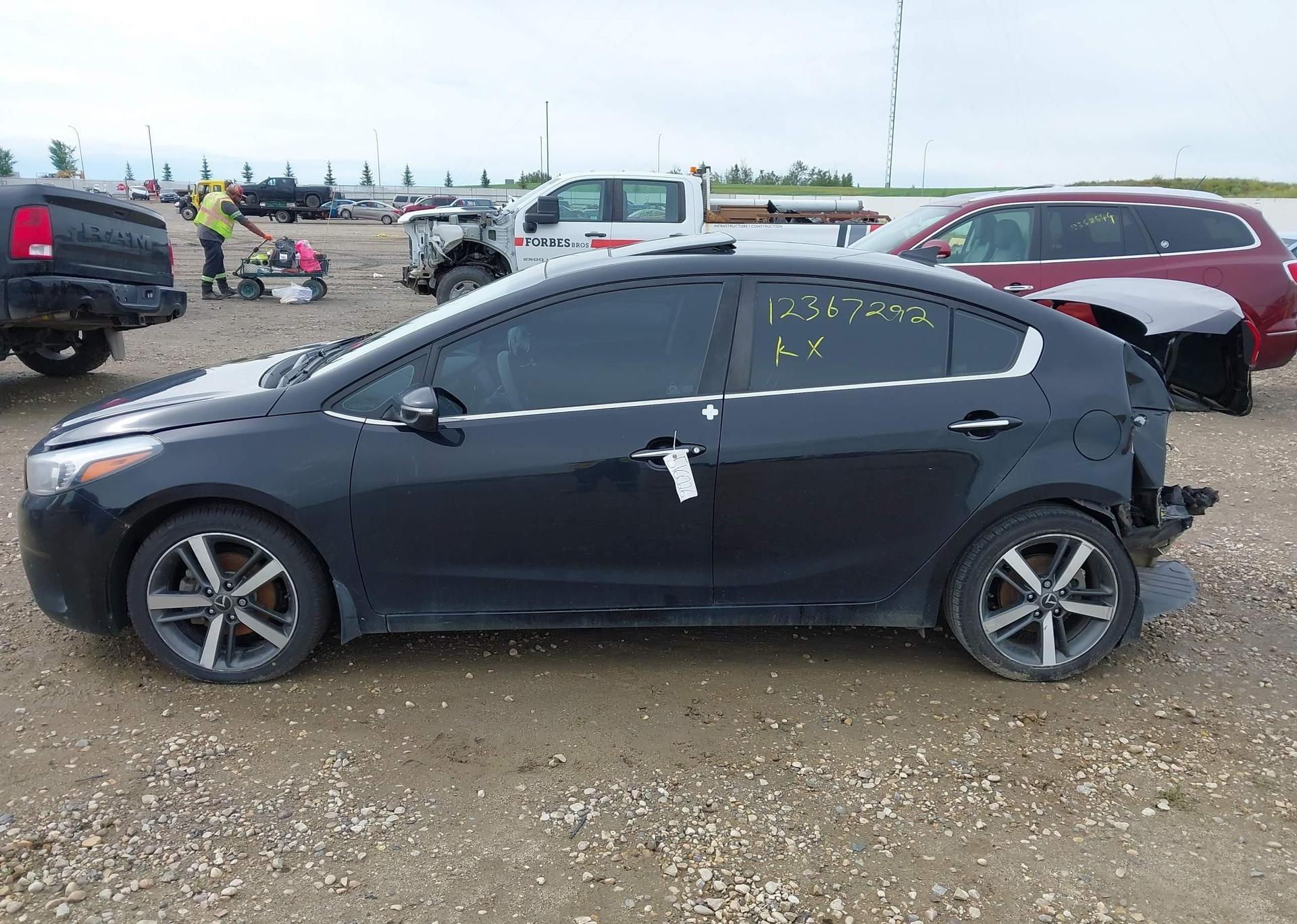 2017 KIA FORTE EX