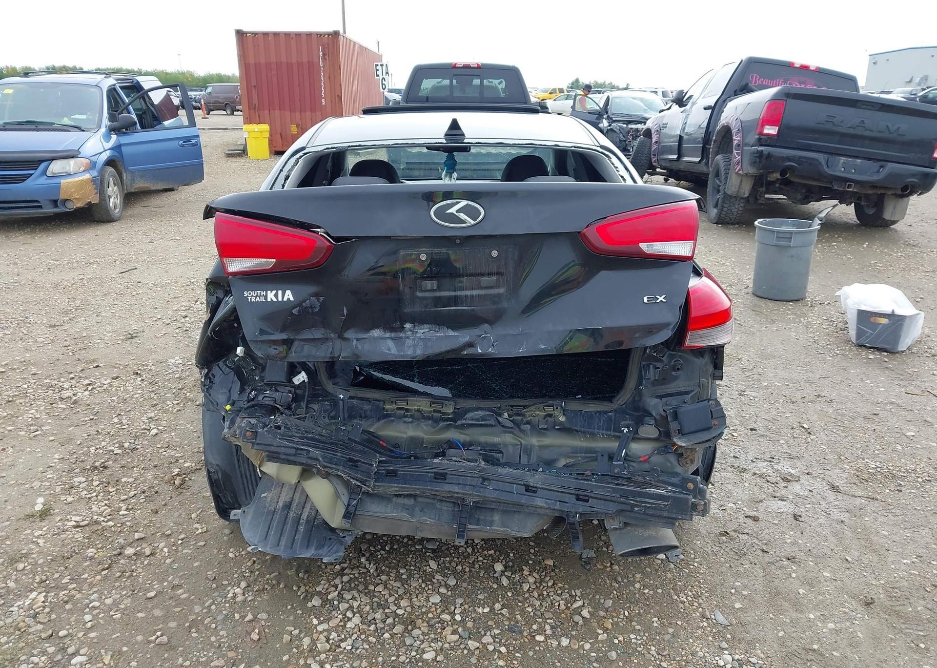 2017 KIA FORTE EX