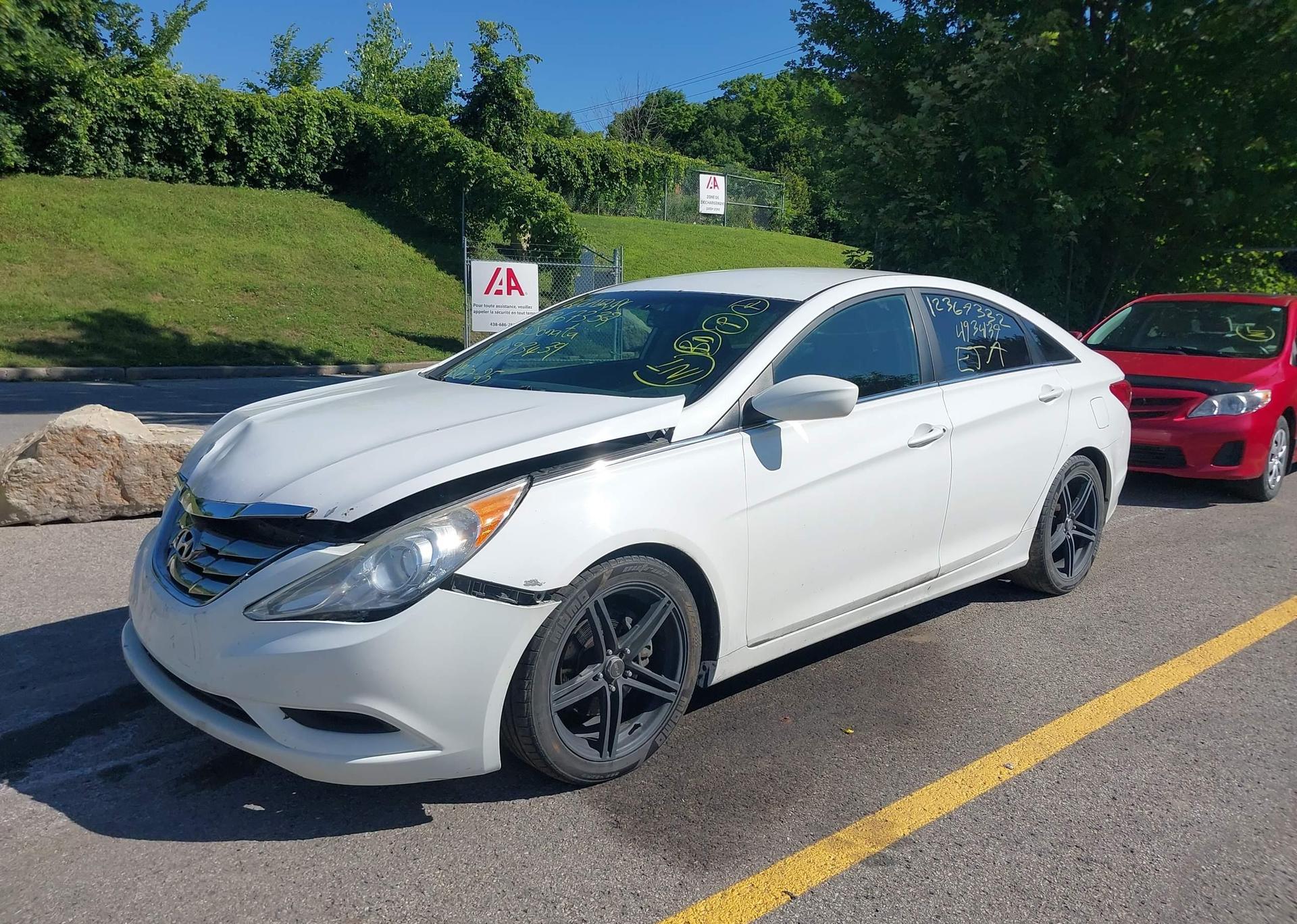 2012 HYUNDAI SONATA