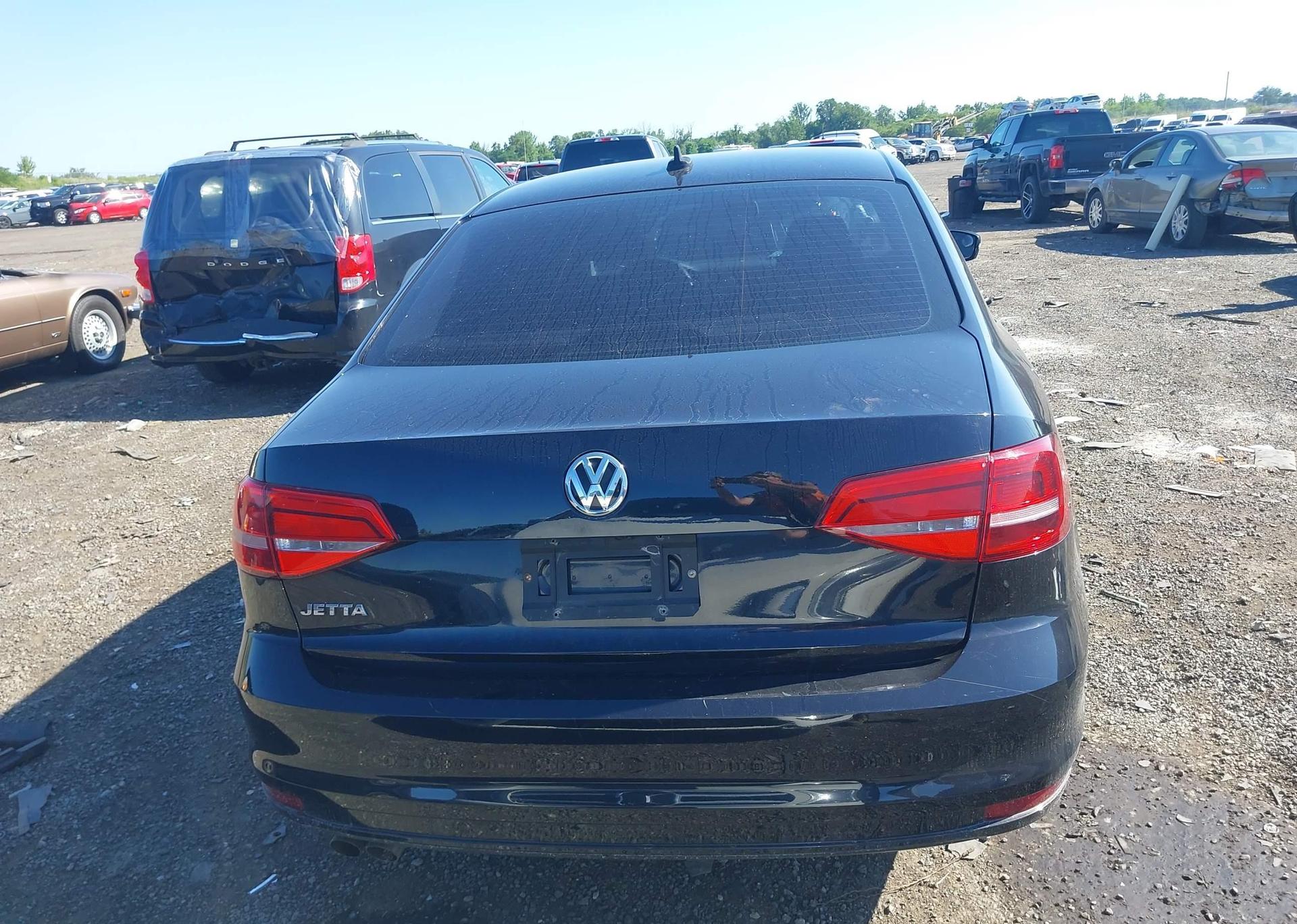 2015 VOLKSWAGEN JETTA S