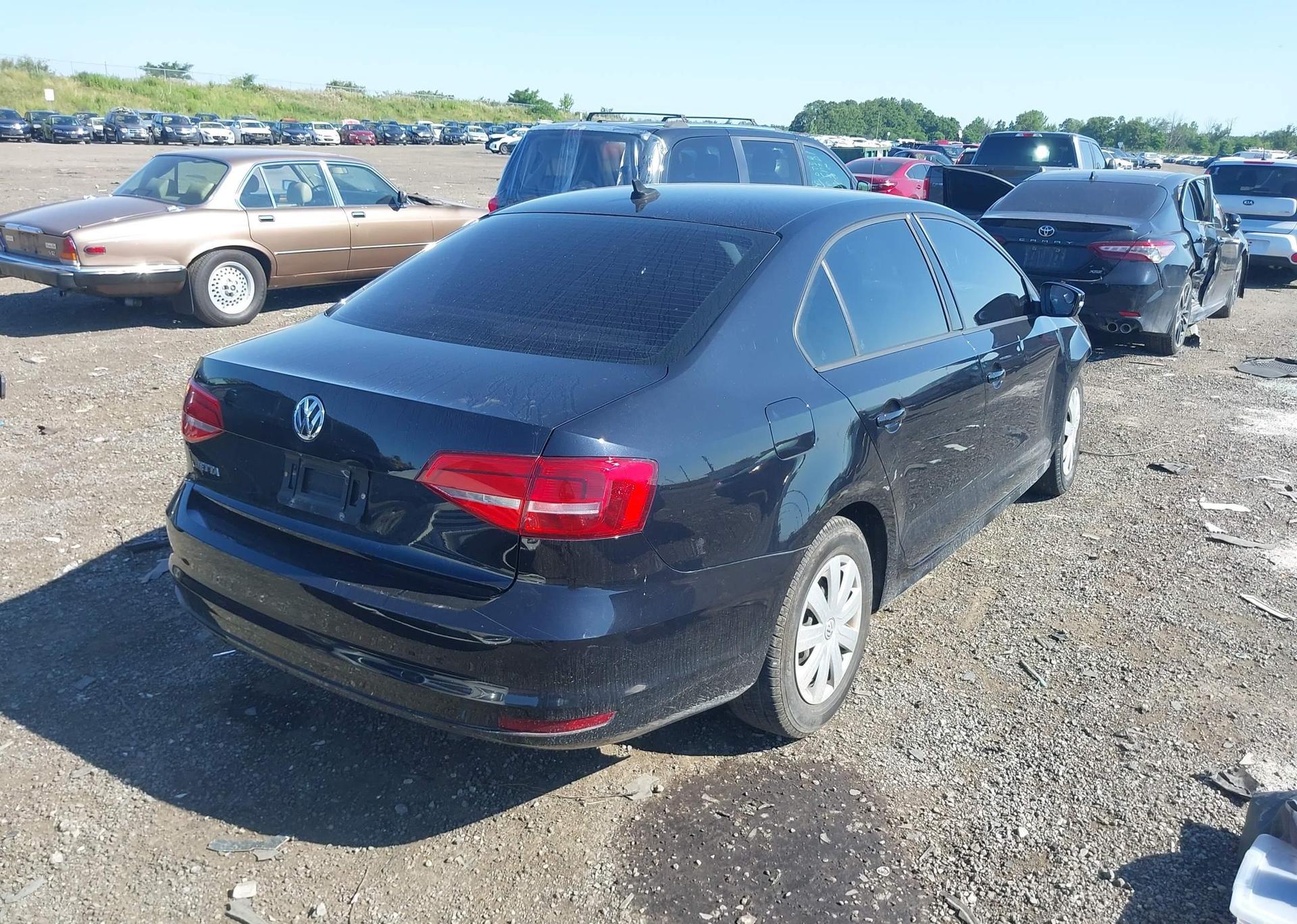 2015 VOLKSWAGEN JETTA S