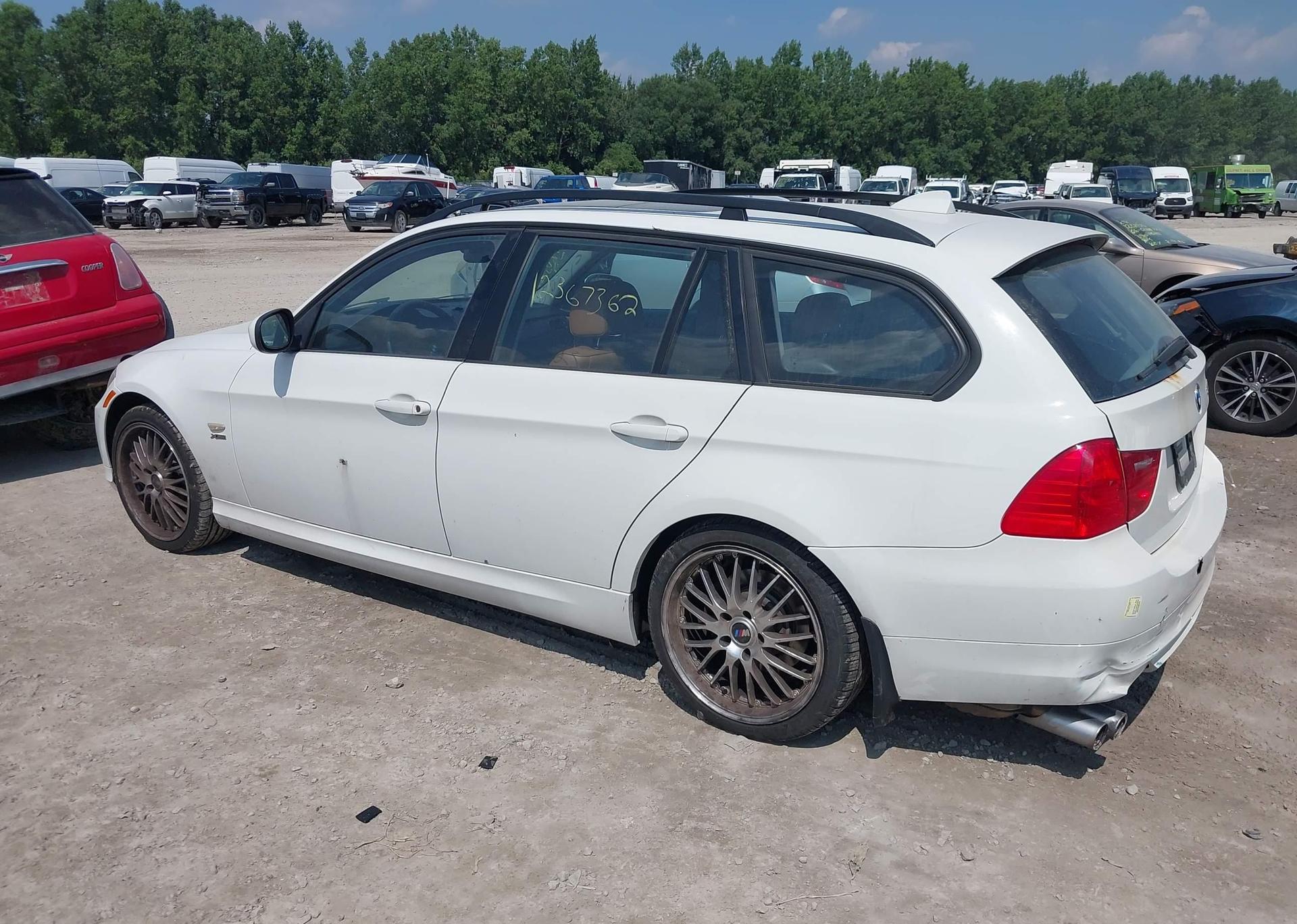 2010 BMW 3 SERIES
