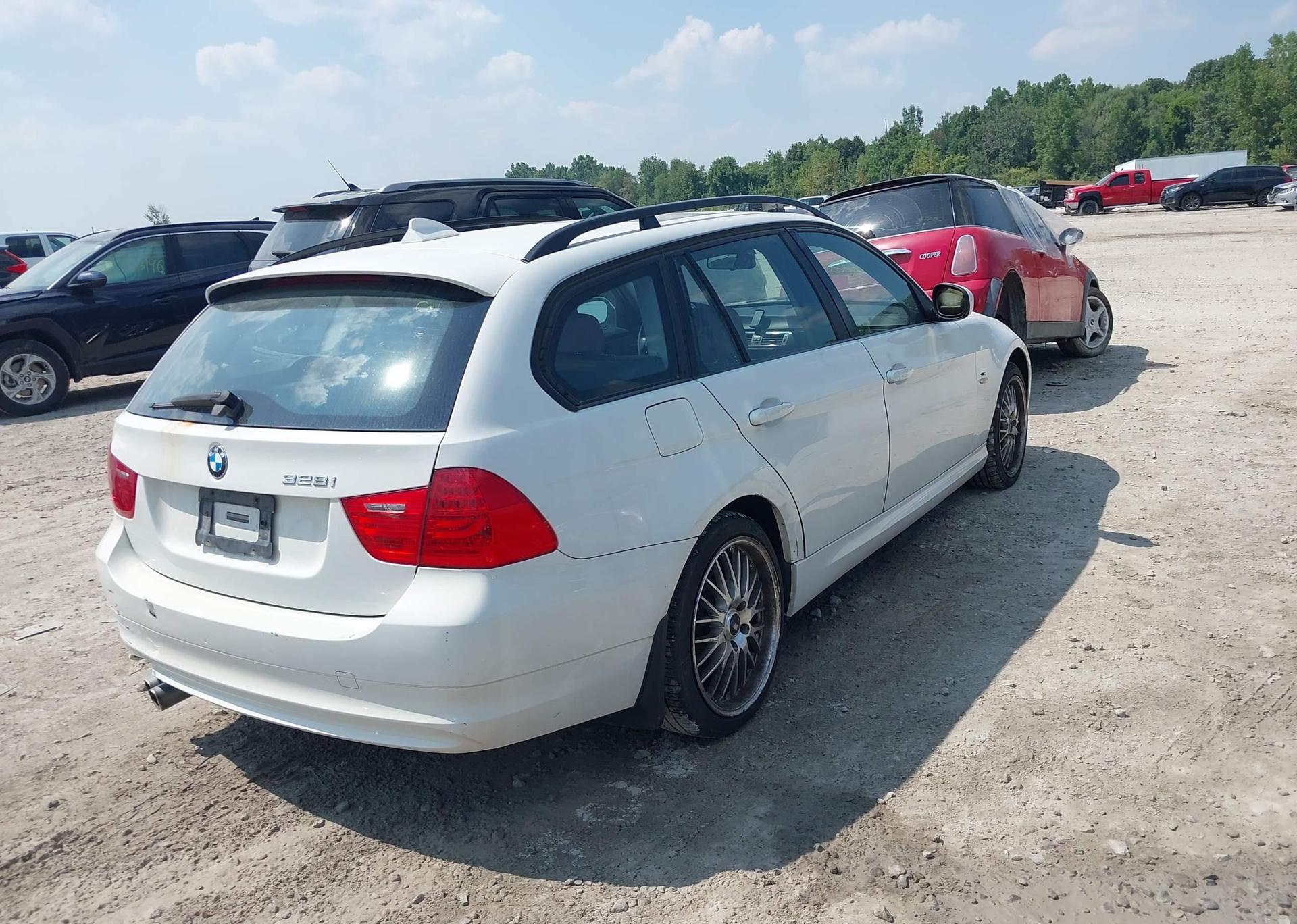 2010 BMW 3 SERIES