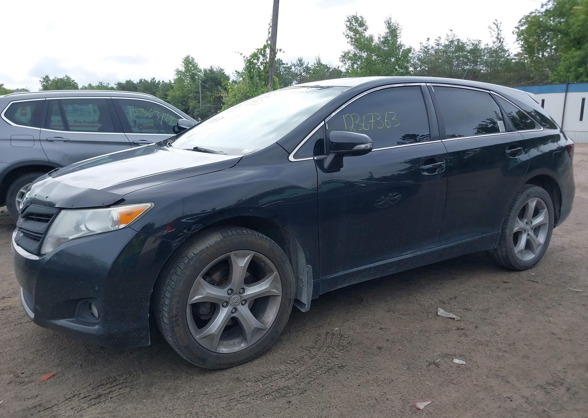 2016 TOYOTA VENZA XLE