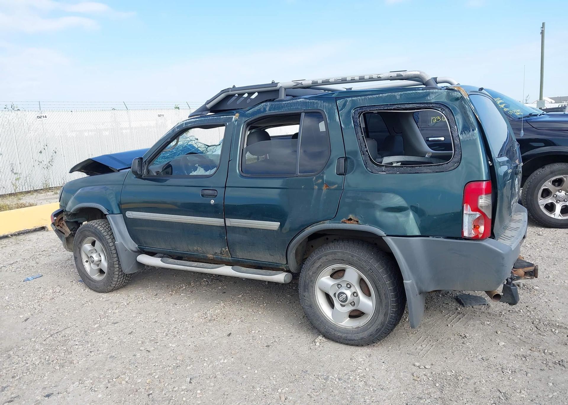 2002 NISSAN XTERRA XE