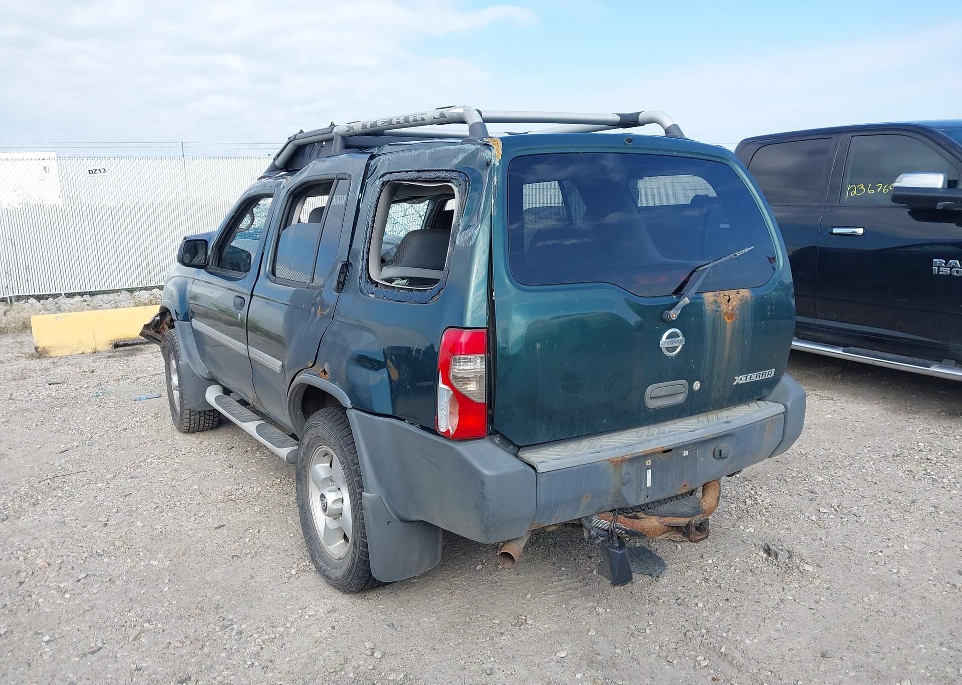 2002 NISSAN XTERRA XE