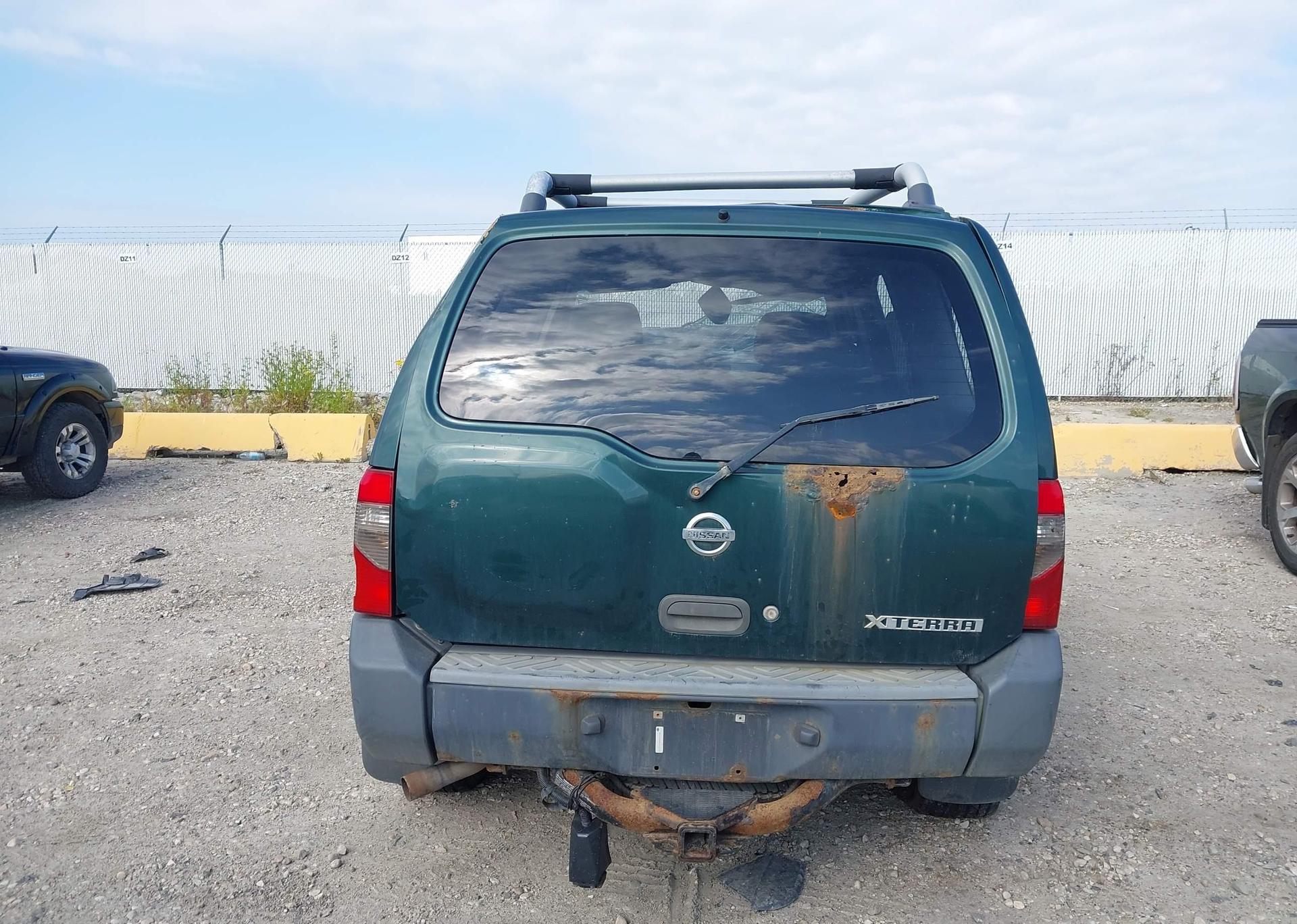 2002 NISSAN XTERRA XE