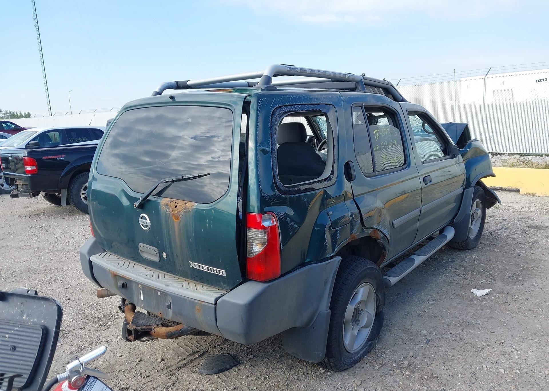 2002 NISSAN XTERRA XE
