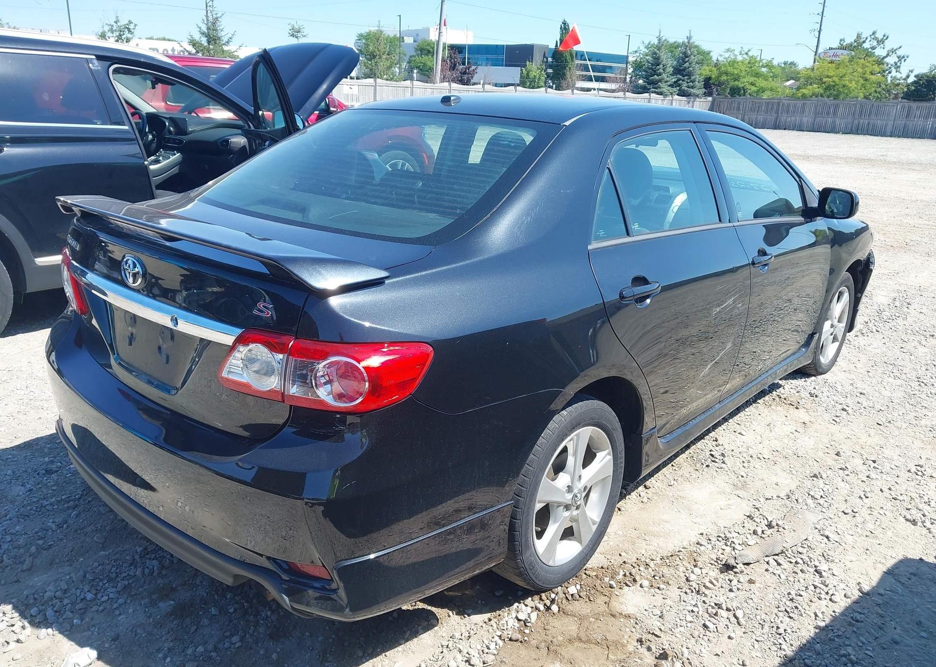 2013 TOYOTA COROLLA