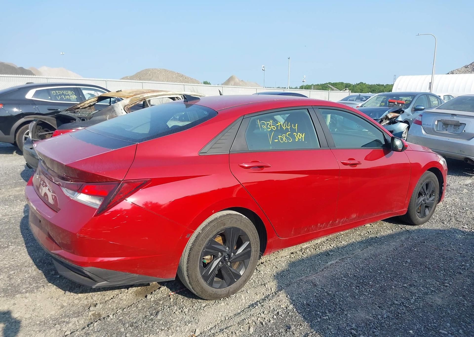 2021 HYUNDAI ELANTRA