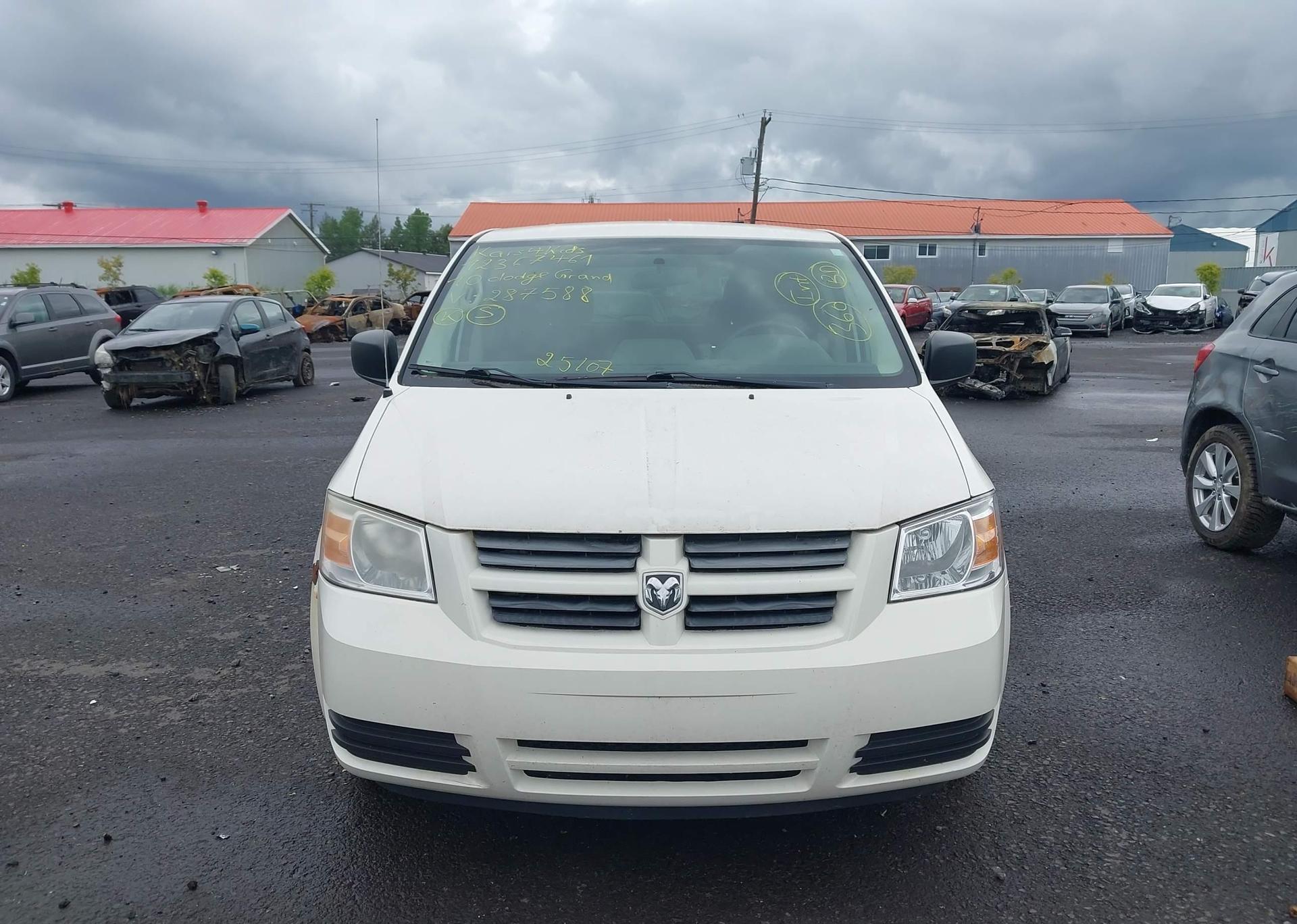 2010 DODGE GRAND CARAVAN SE