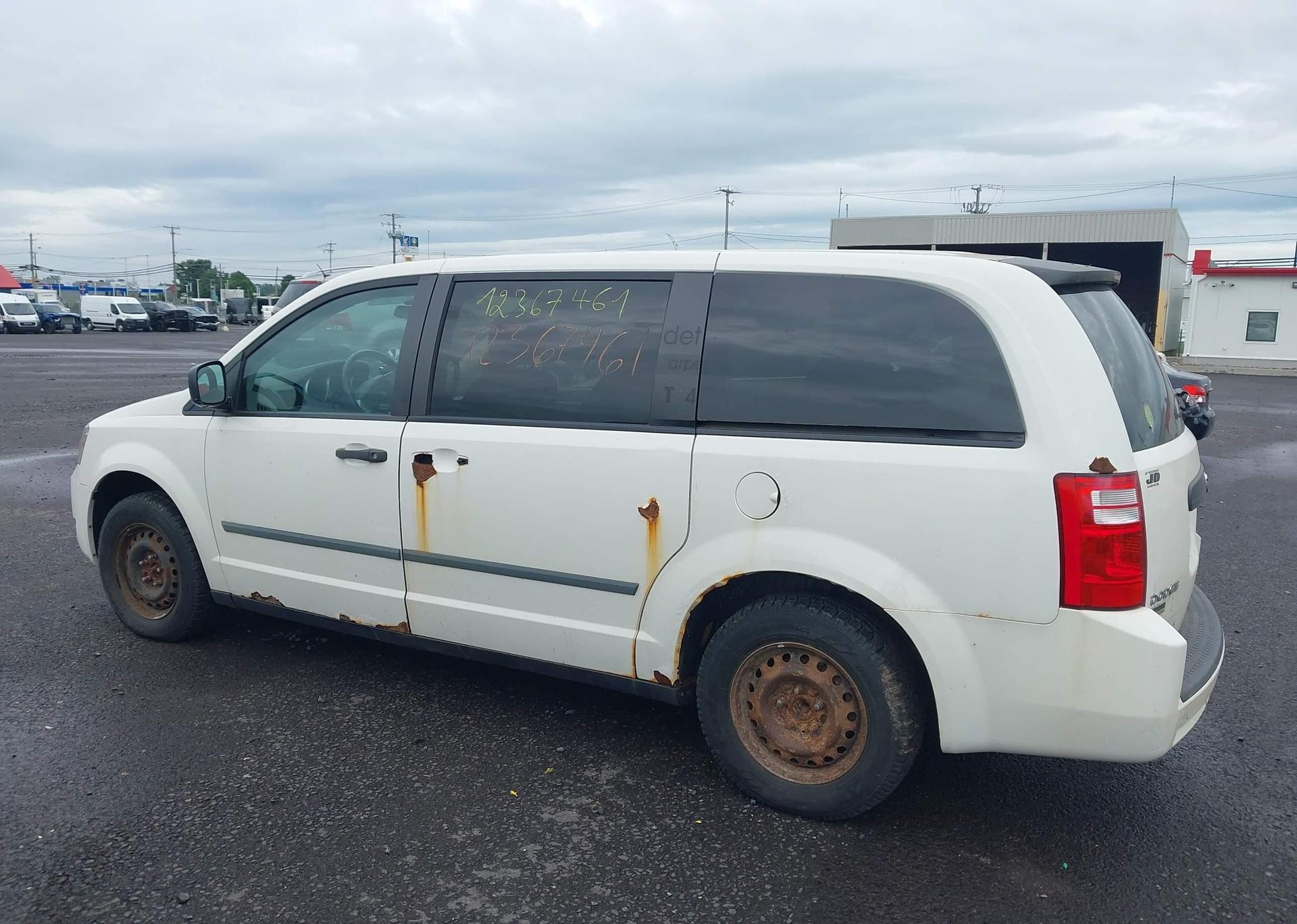 2010 DODGE GRAND CARAVAN SE